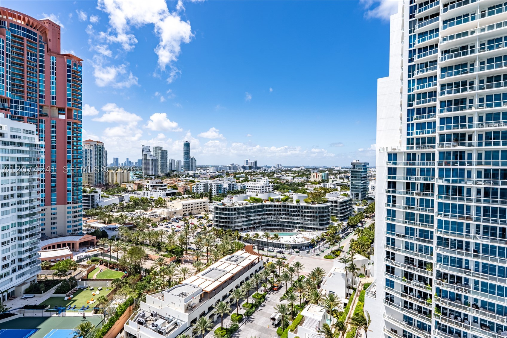 100 S Pointe Dr #1810, Miami Beach FL 33139