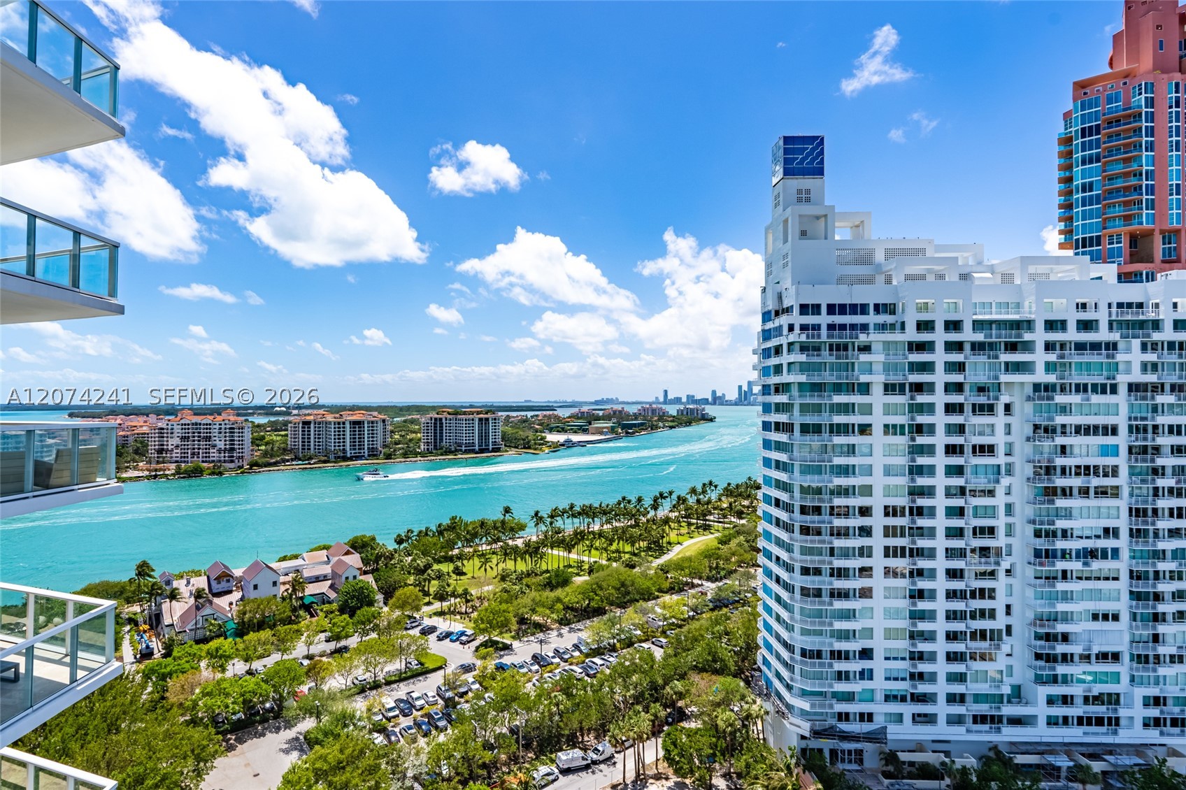 100 S Pointe Dr #1810, Miami Beach FL 33139