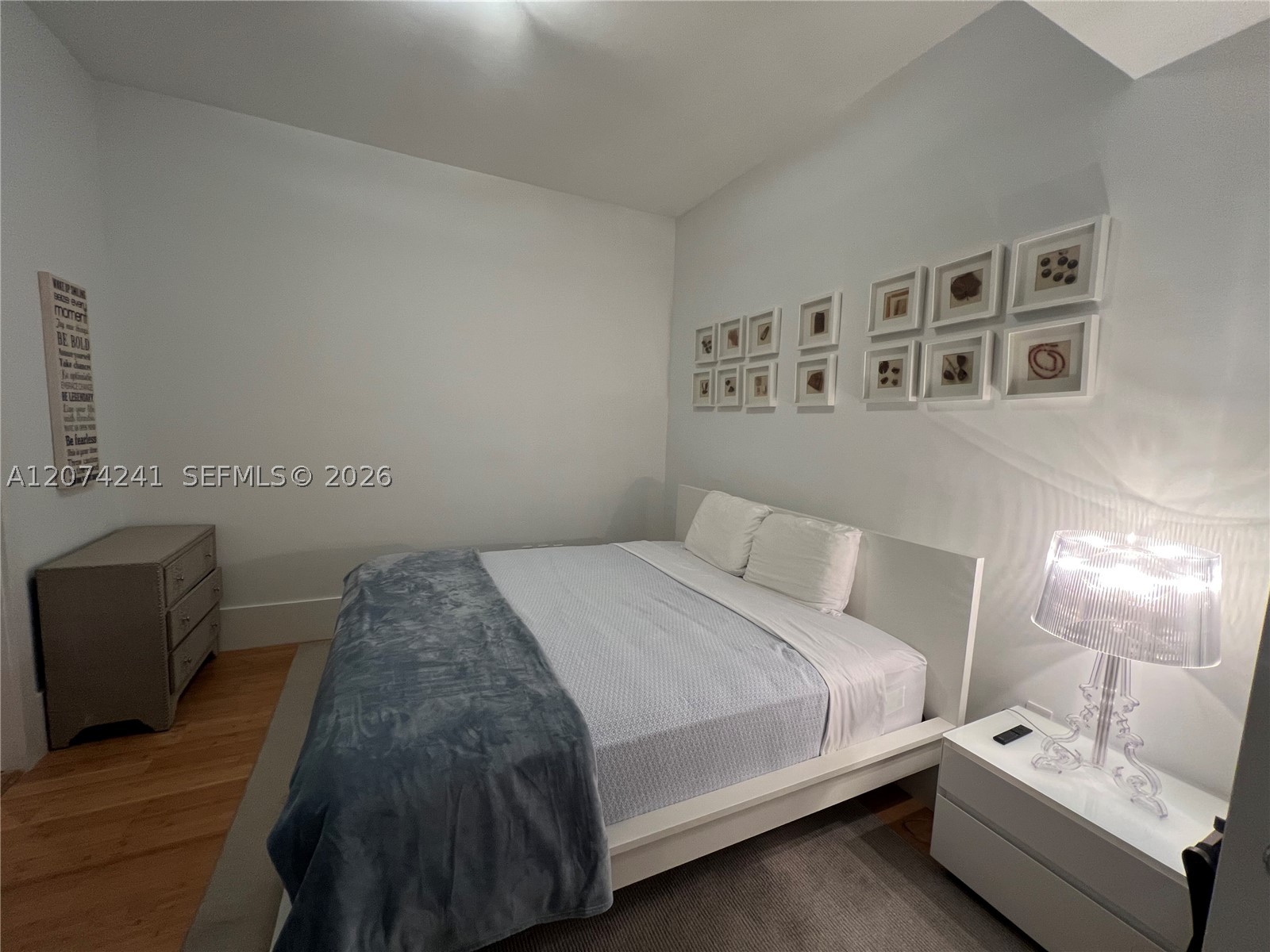 100 S Pointe Dr #1810, Miami Beach FL 33139