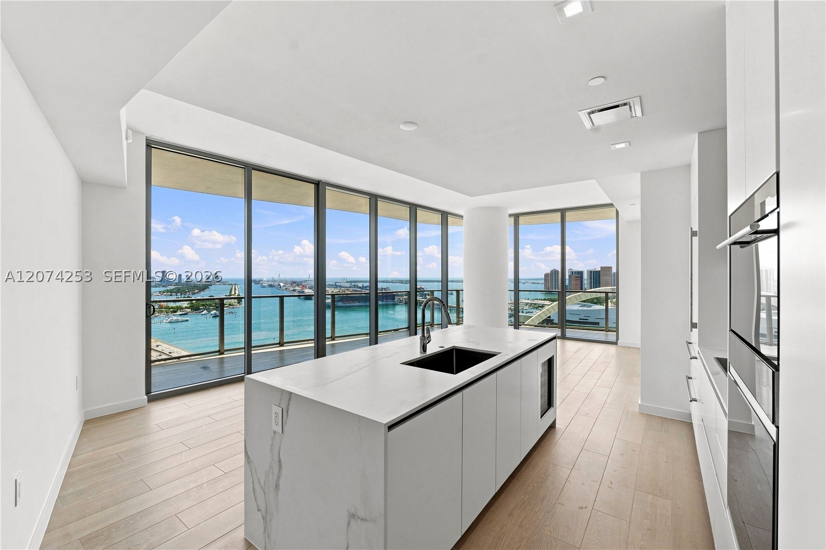 1400 Biscayne Blvd #3201, Miami FL 33132