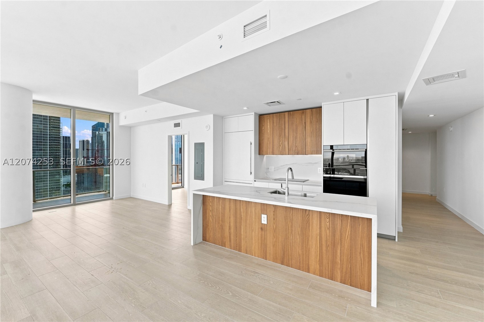 1400 Biscayne Blvd #3201, Miami FL 33132