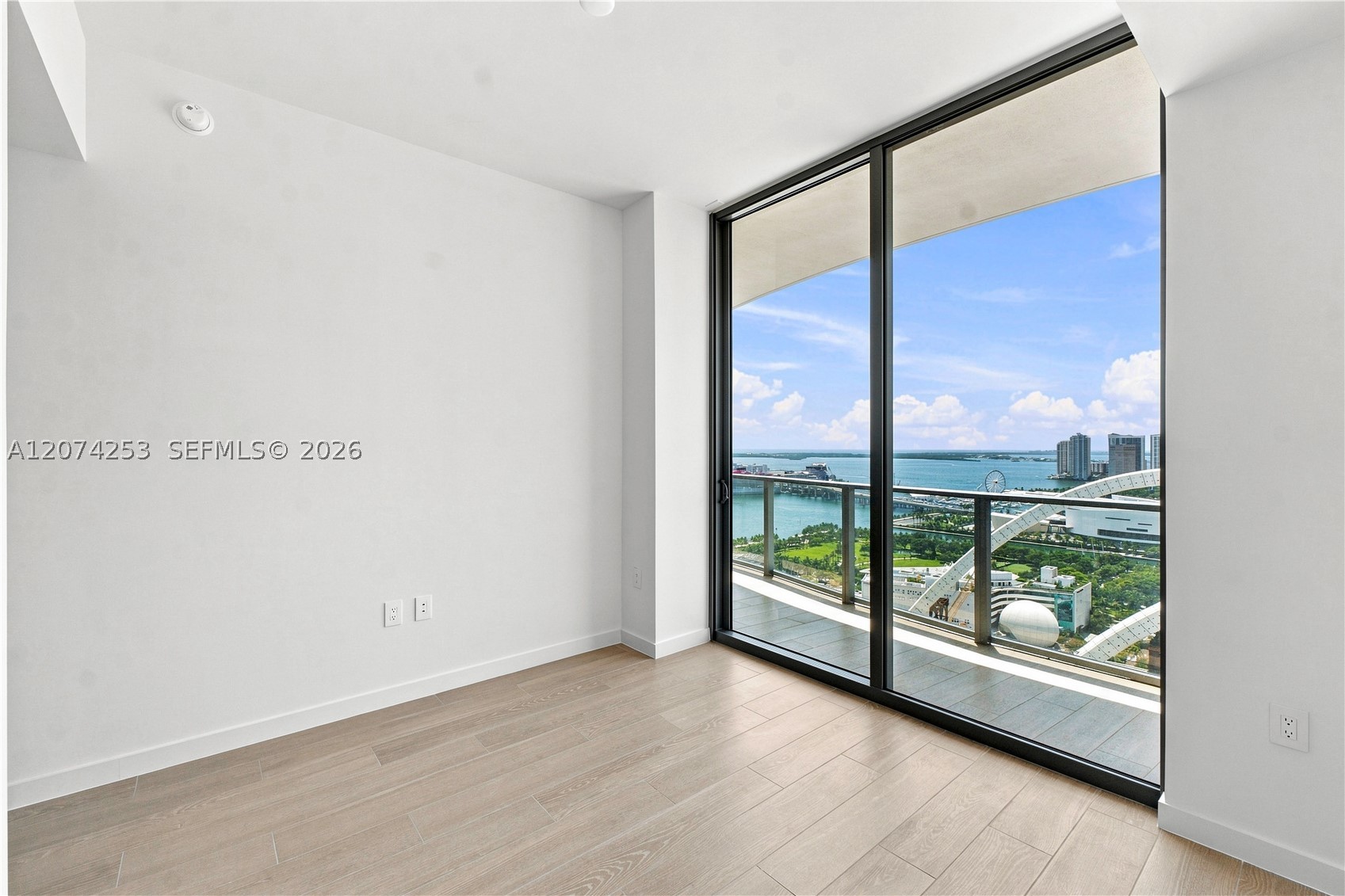 1400 Biscayne Blvd #3201, Miami FL 33132