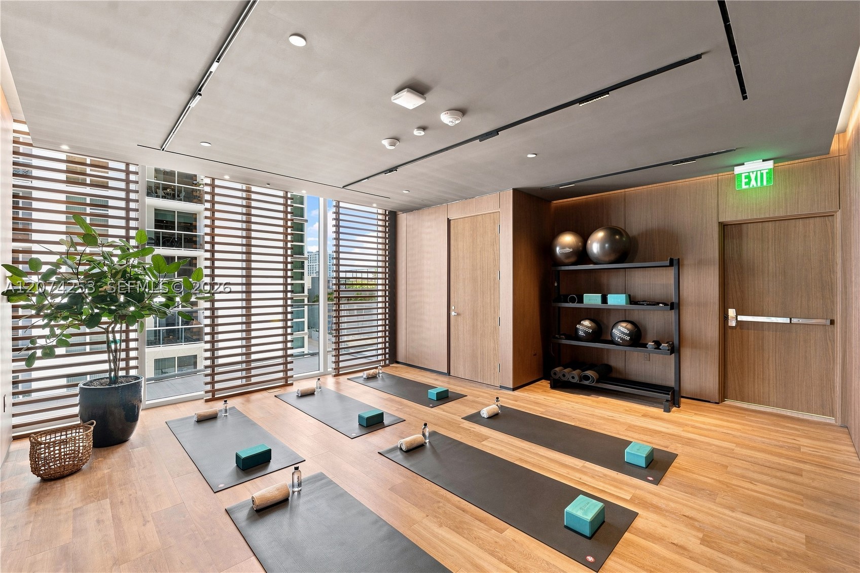1400 Biscayne Blvd #3201, Miami FL 33132