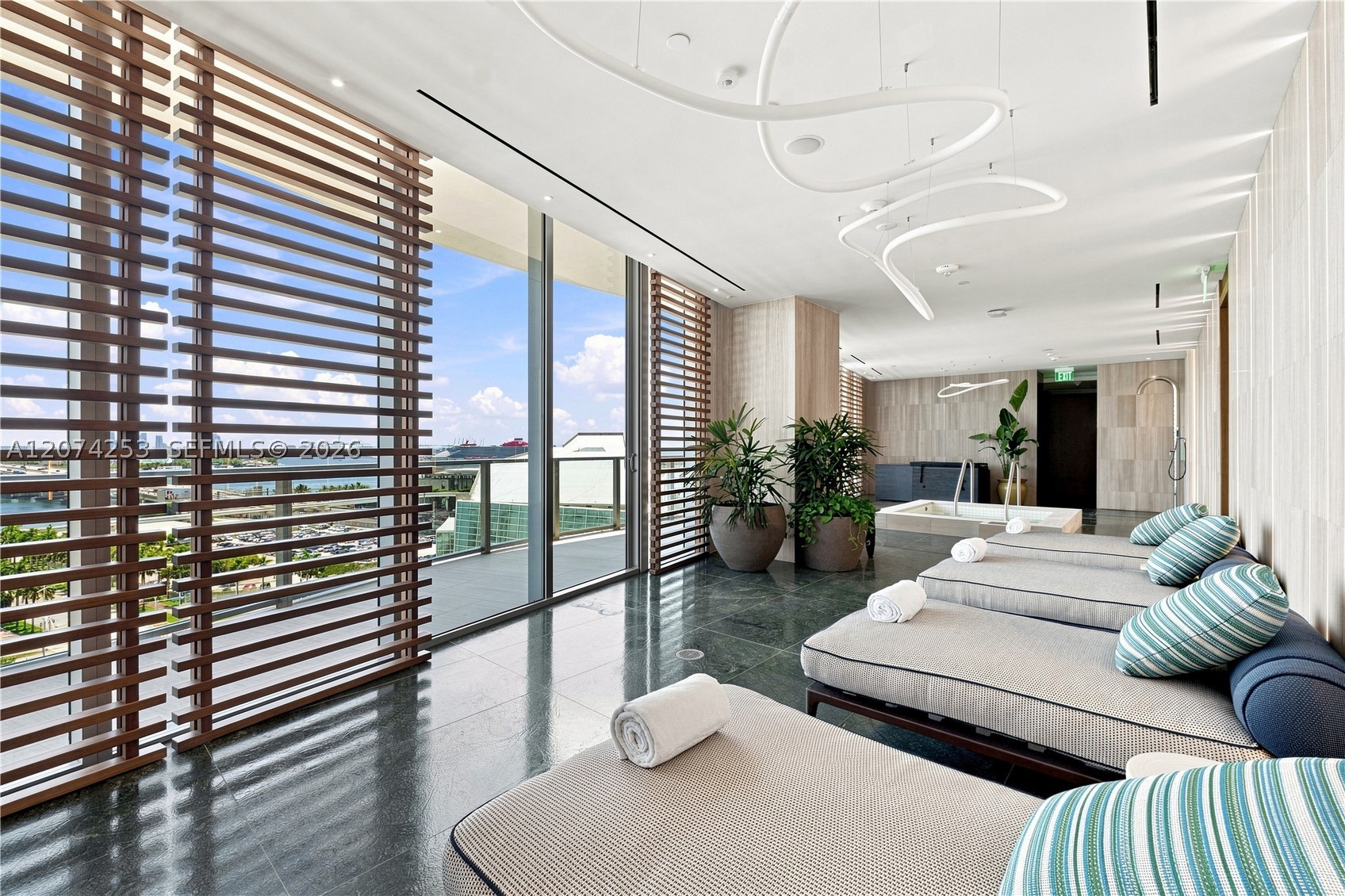 1400 Biscayne Blvd #3201, Miami FL 33132