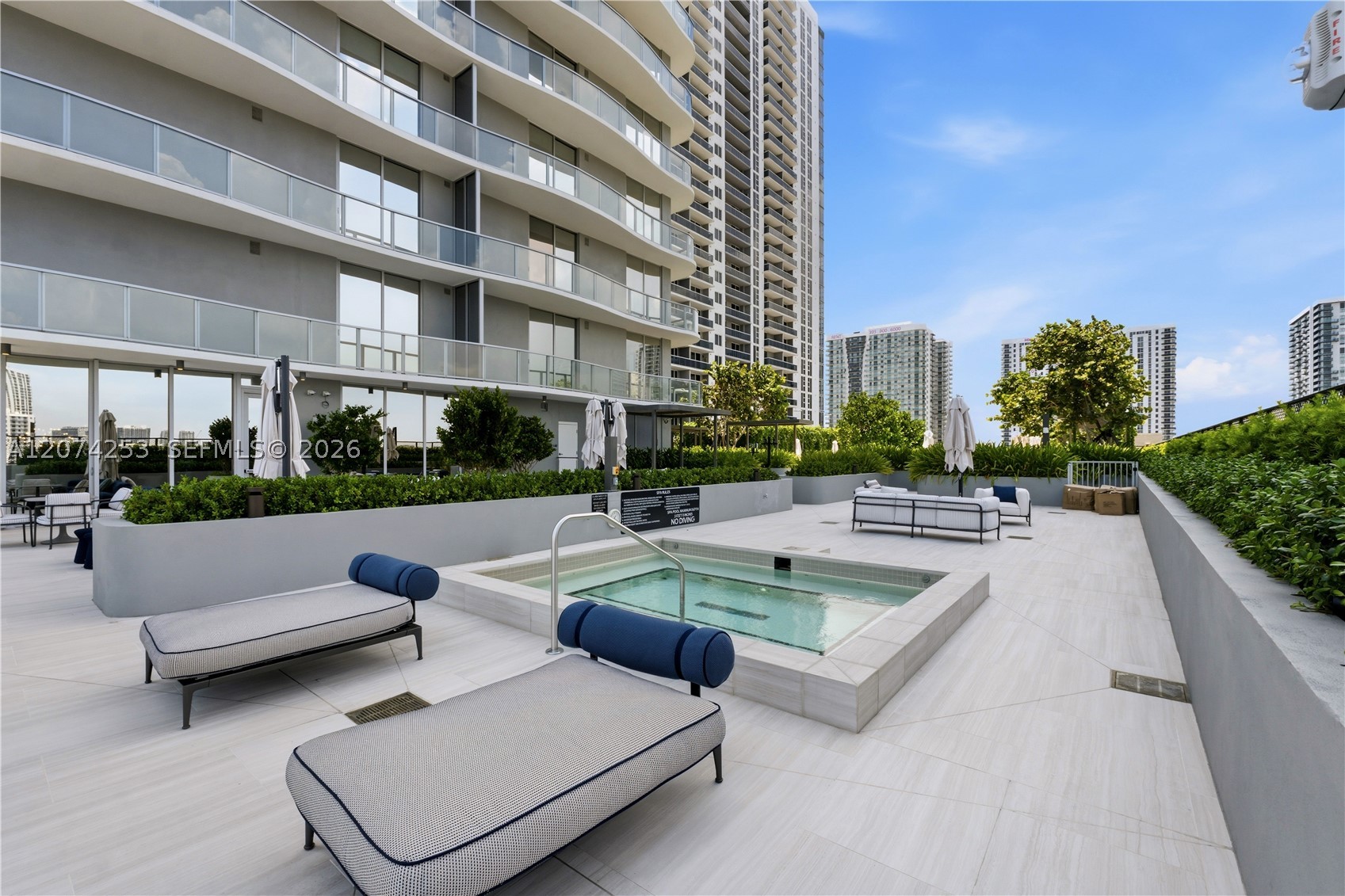 1400 Biscayne Blvd #3201, Miami FL 33132