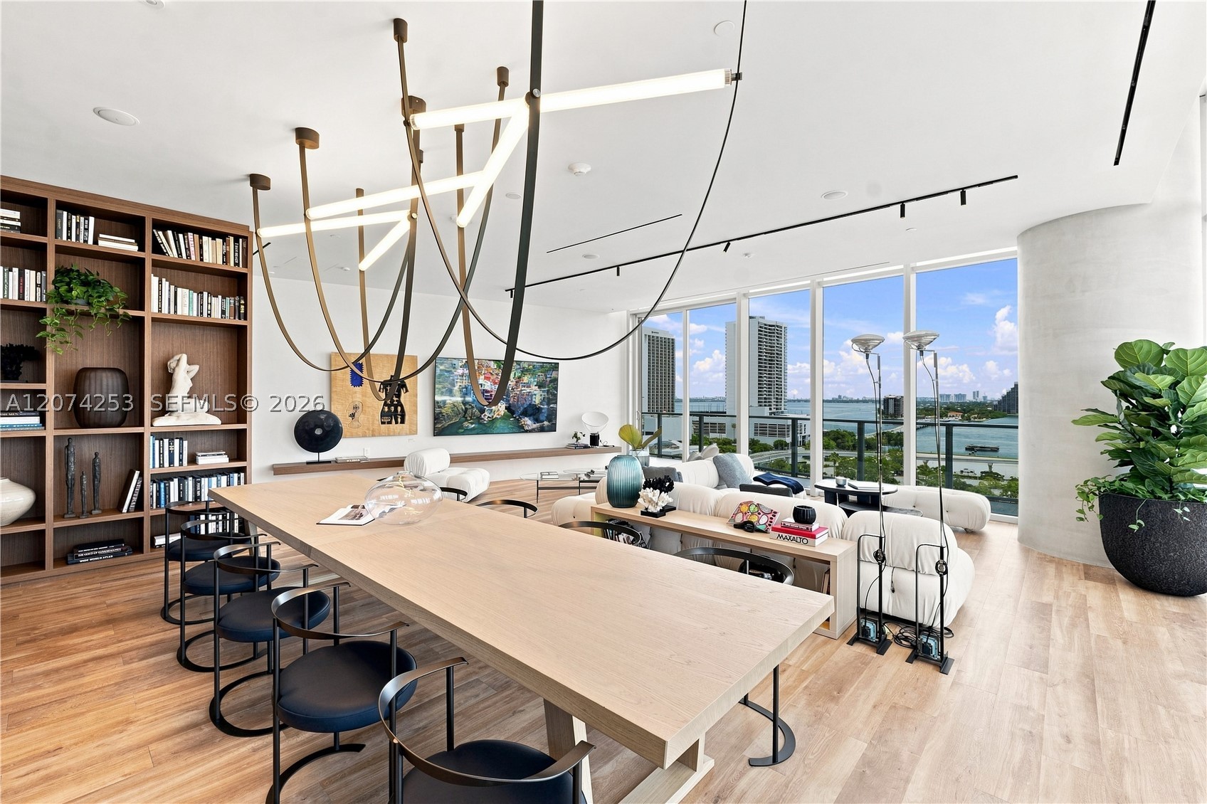 1400 Biscayne Blvd #3201, Miami FL 33132