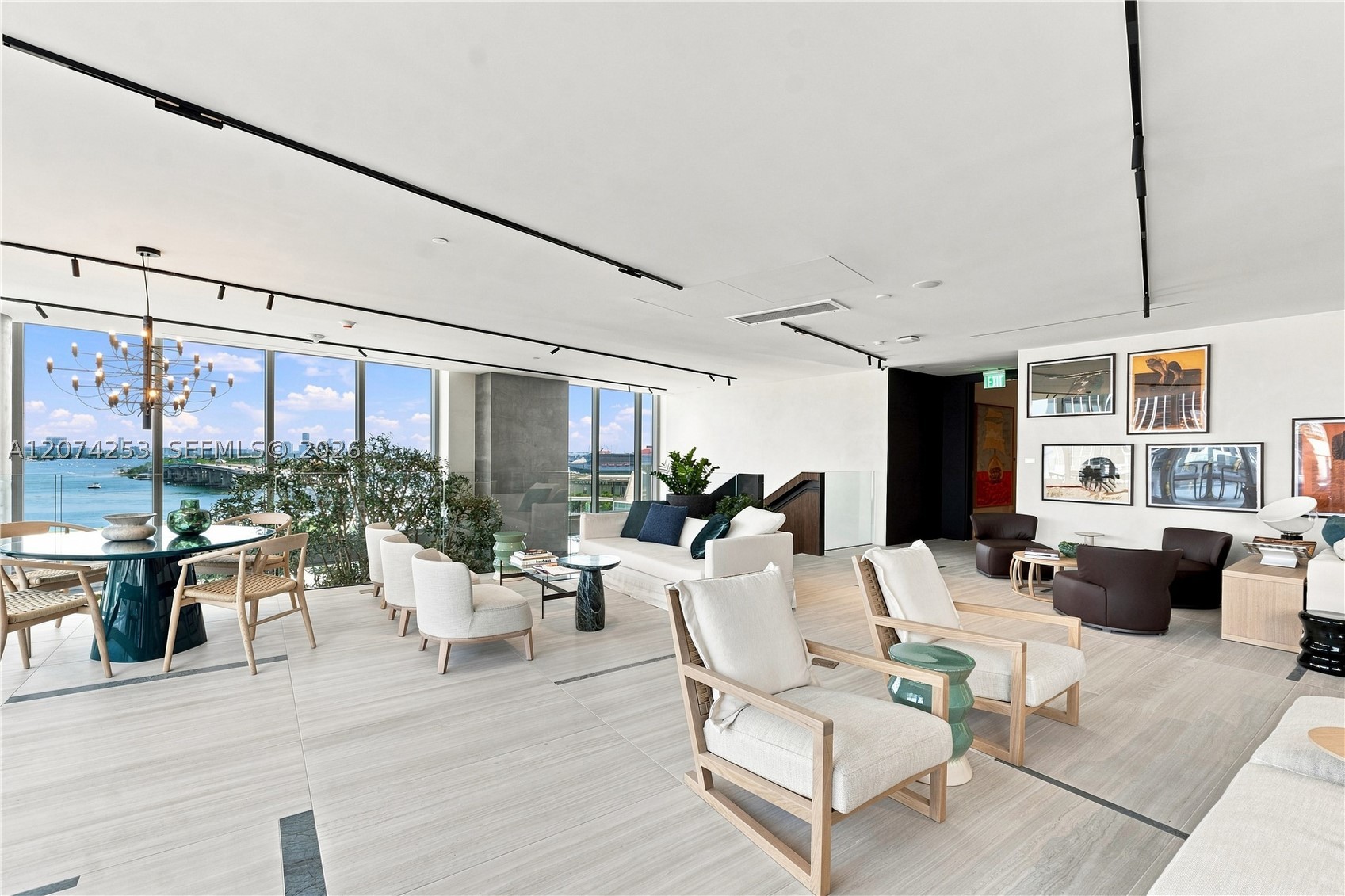 1400 Biscayne Blvd #3201, Miami FL 33132