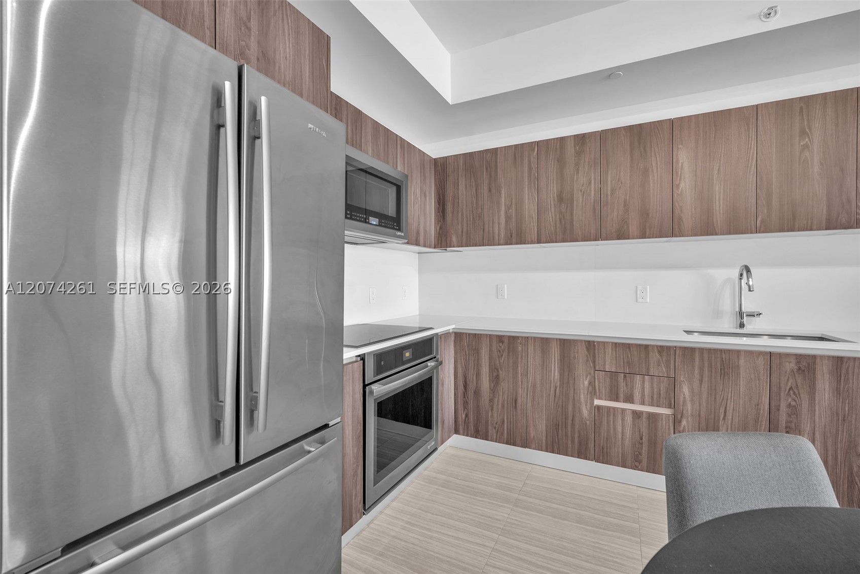 2960 NE 207th St #1102, Aventura FL 33180