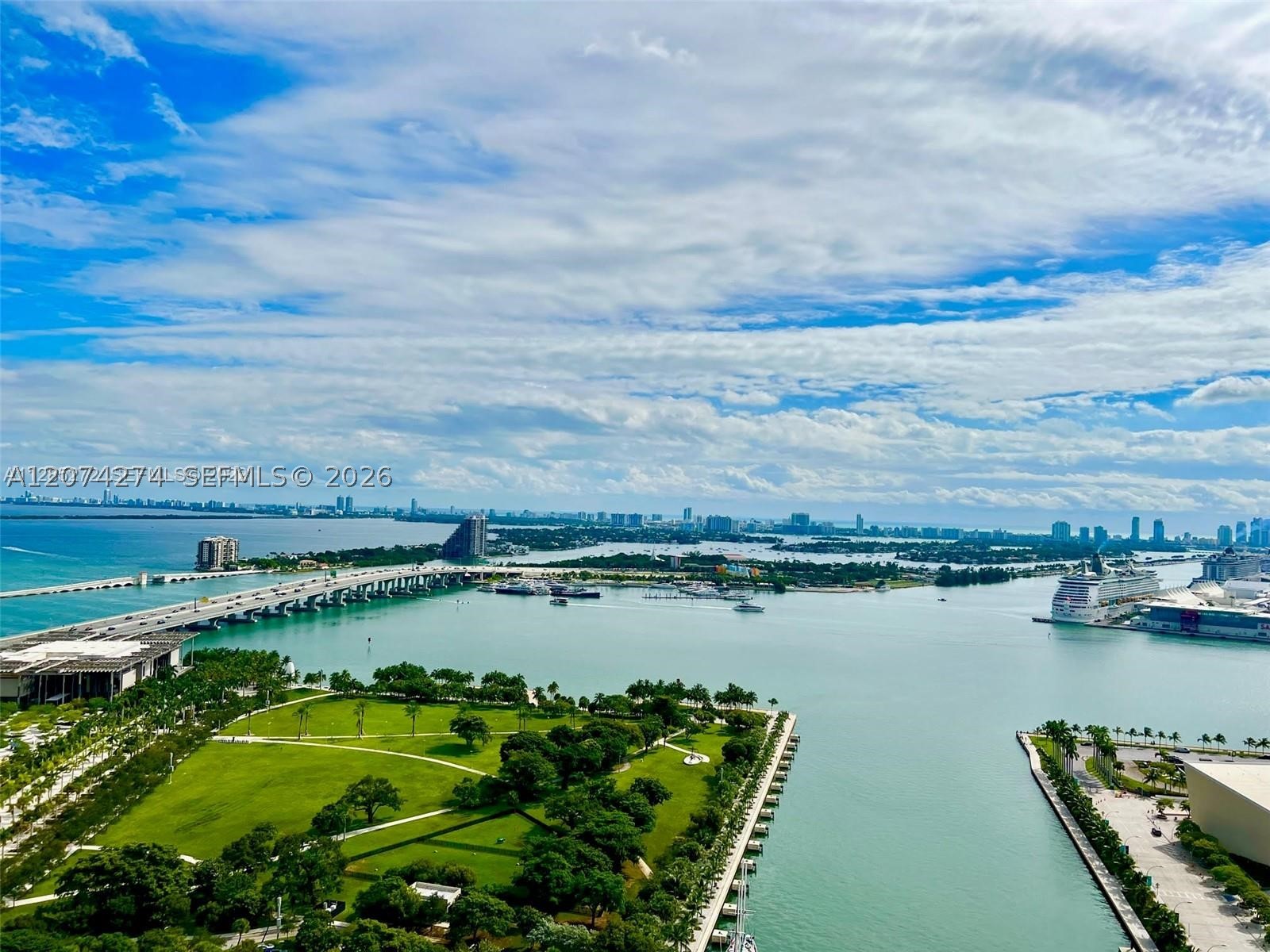 888 Biscayne Blvd #3110, Miami FL 33132