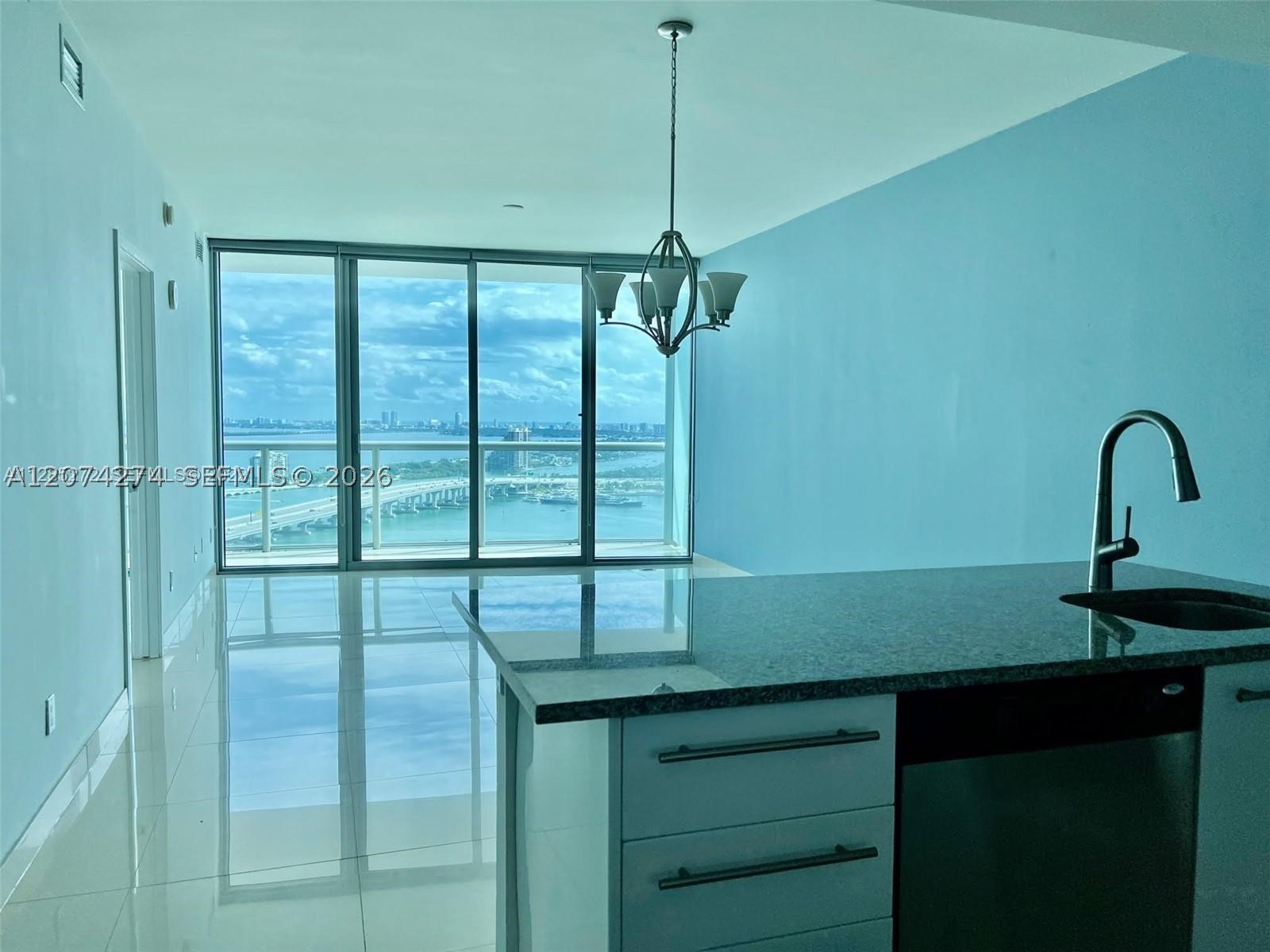888 Biscayne Blvd #3110, Miami FL 33132