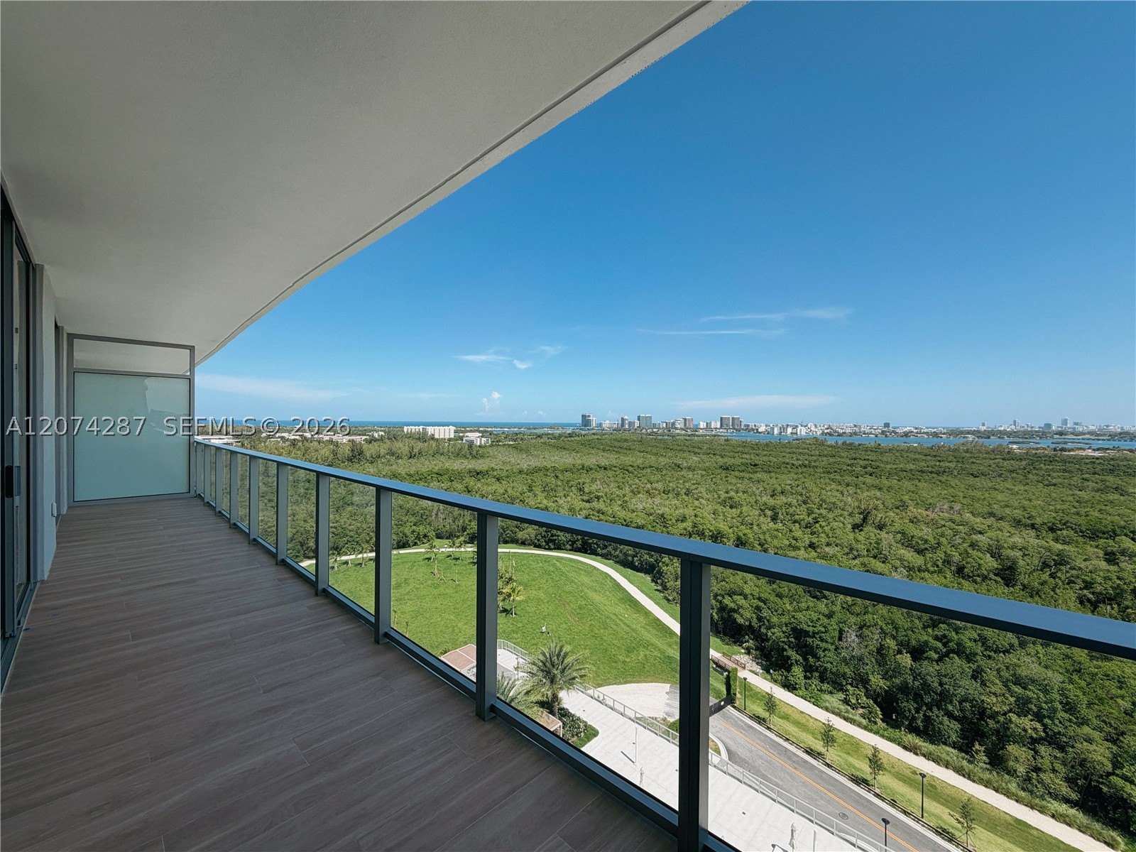 2411 Laguna circle #1503, North Miami FL 33181