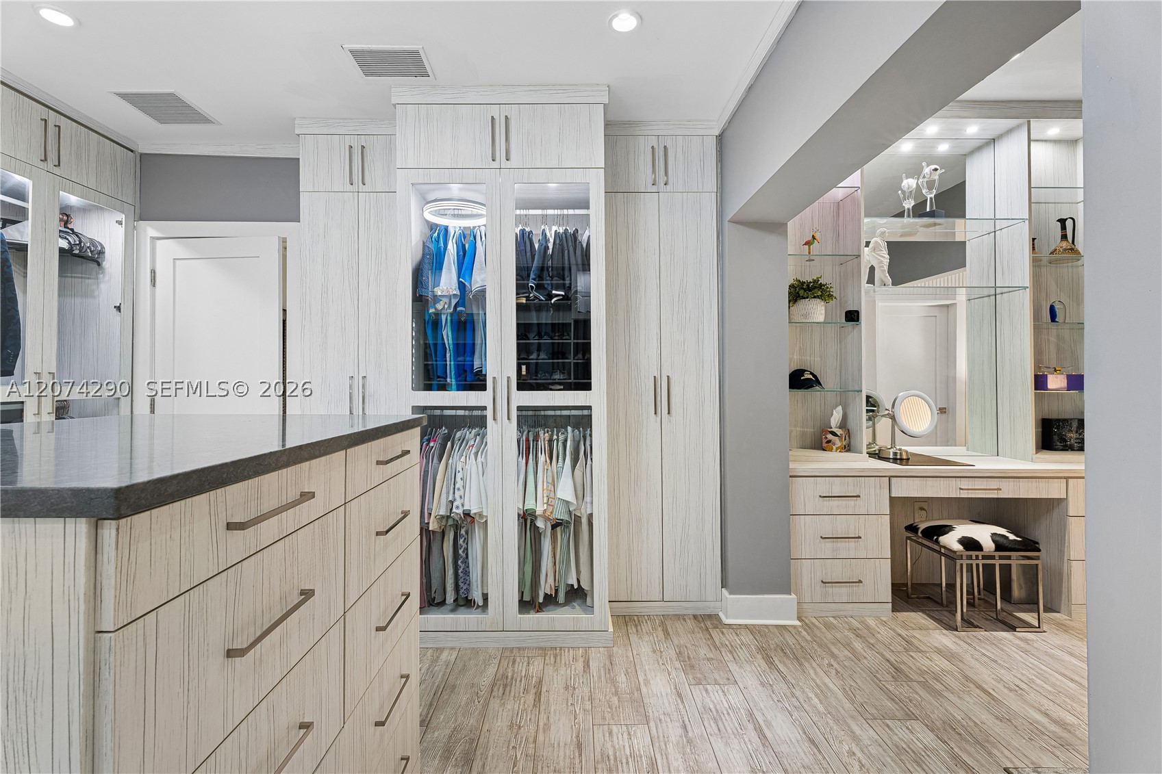 231 Fluvia Ave #-, Coral Gables FL 33134