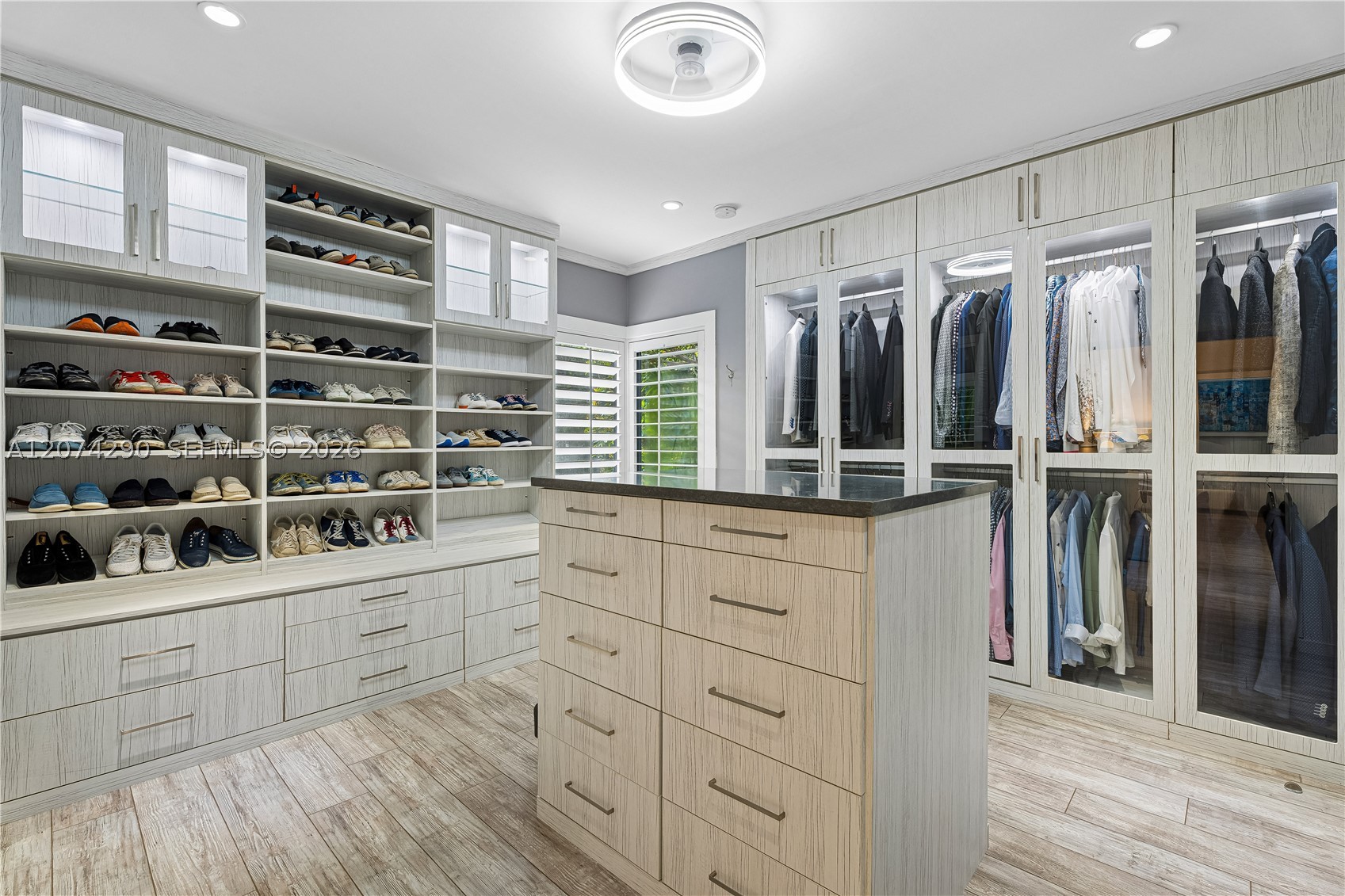 231 Fluvia Ave #-, Coral Gables FL 33134