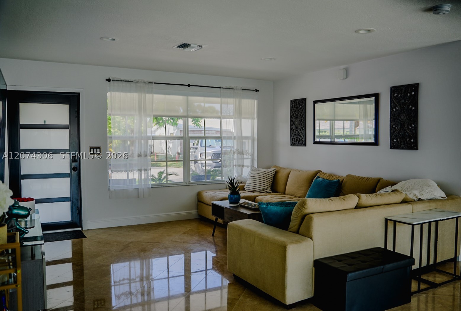 1640 NE 59th Pl, Fort Lauderdale FL 33334