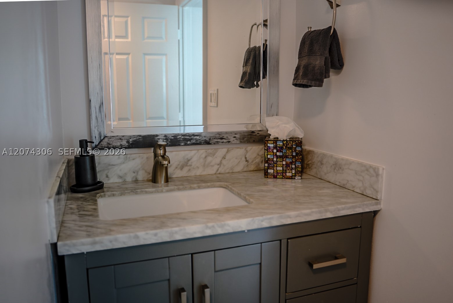 1640 NE 59th Pl, Fort Lauderdale FL 33334
