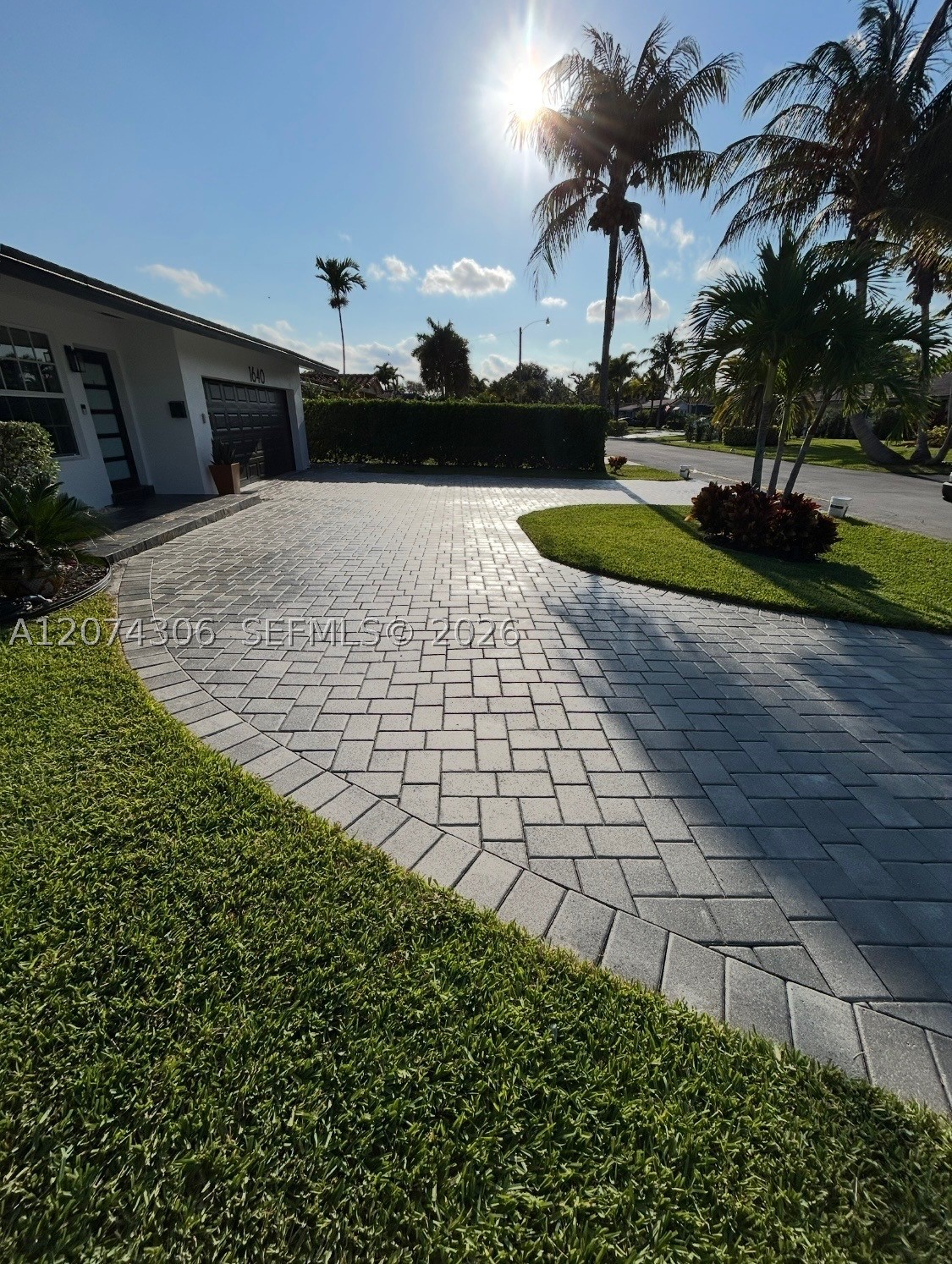 1640 NE 59th Pl, Fort Lauderdale FL 33334