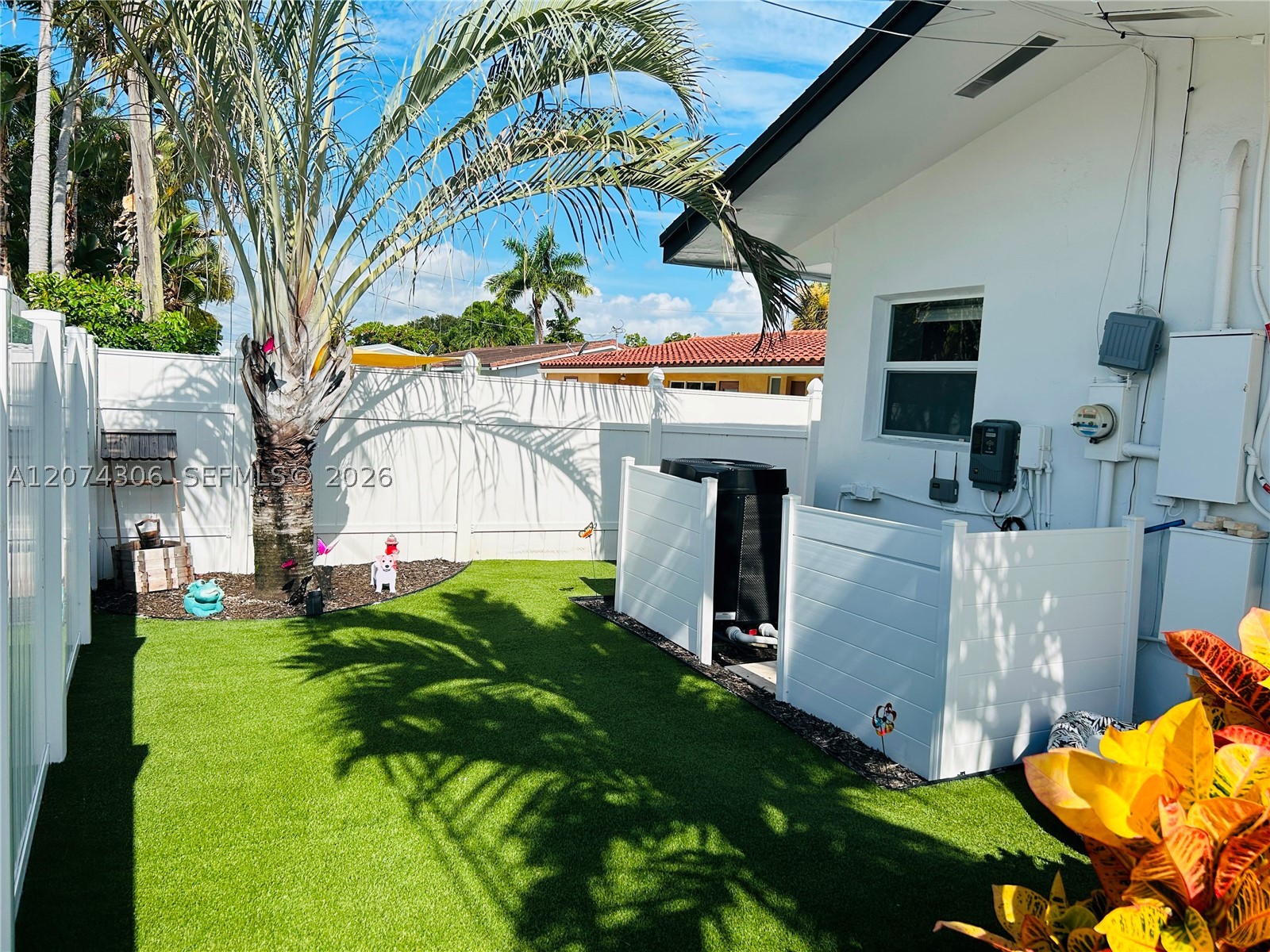 1640 NE 59th Pl, Fort Lauderdale FL 33334