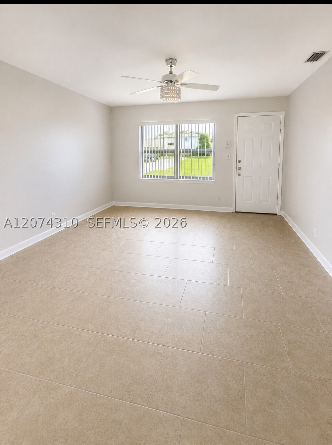 539 Sabal Palm Dr, Lake Park FL 33403