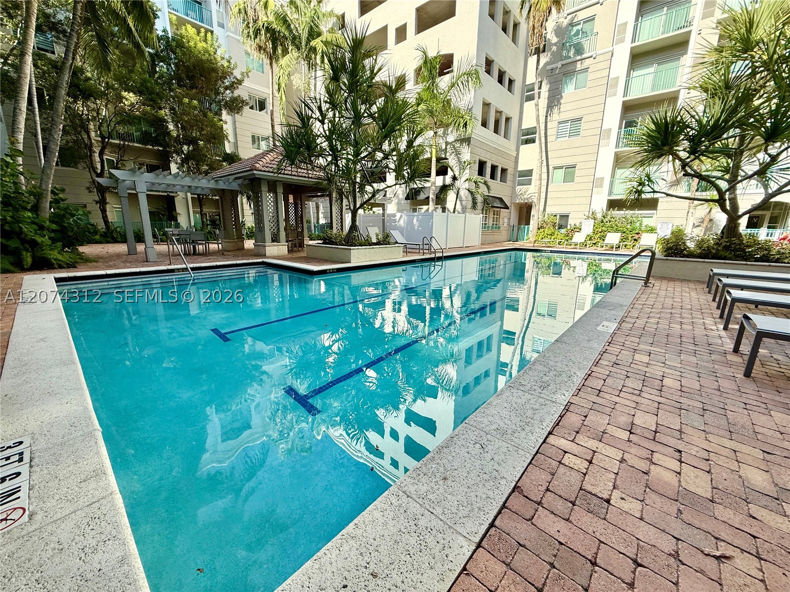 6001 SW 70th St #137, South Miami FL 33143