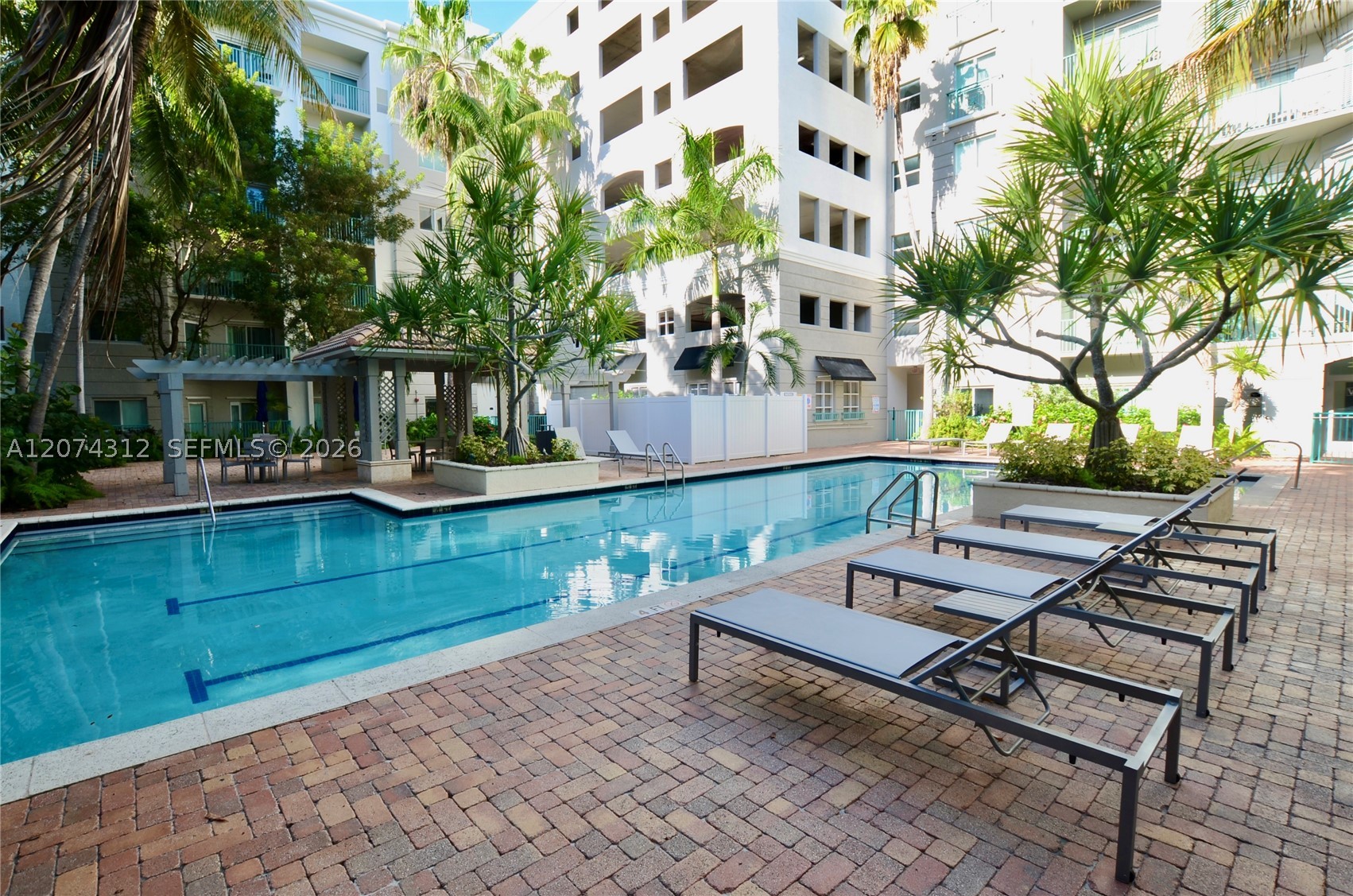 6001 SW 70th St #137, South Miami FL 33143