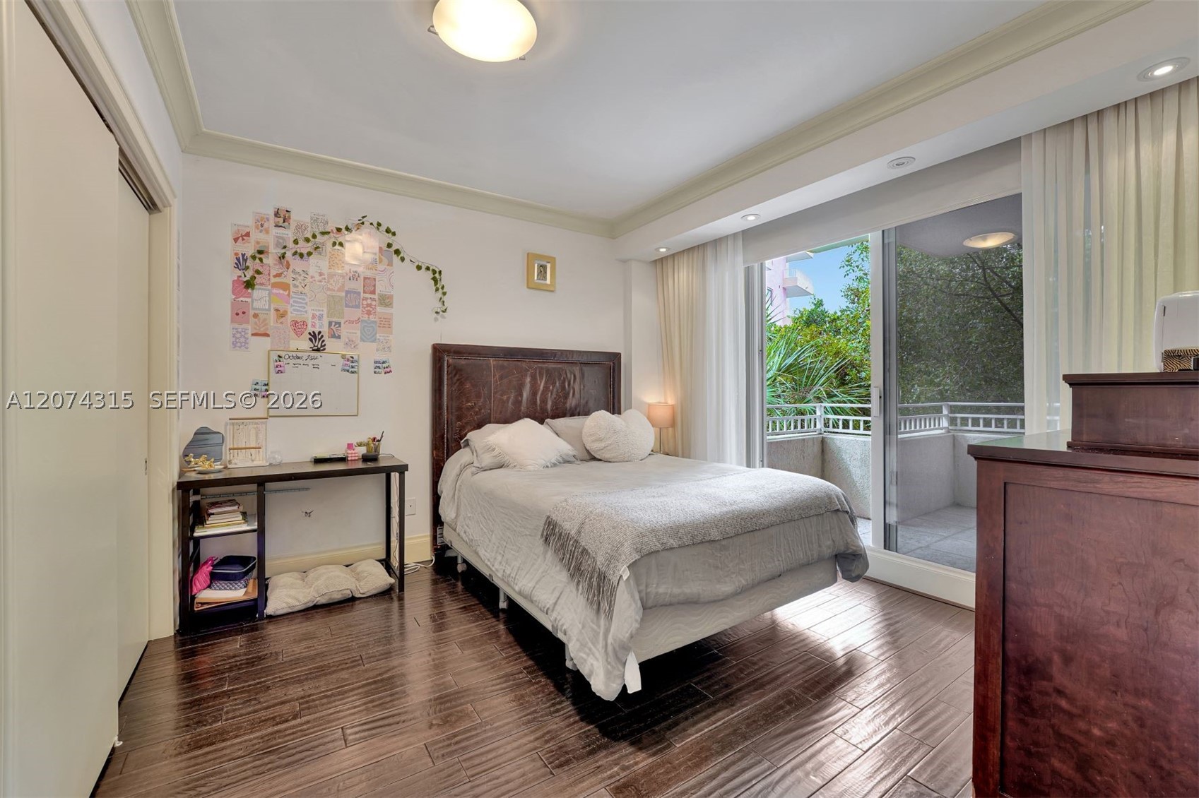 791 Crandon Blvd #301, Key Biscayne FL 33149