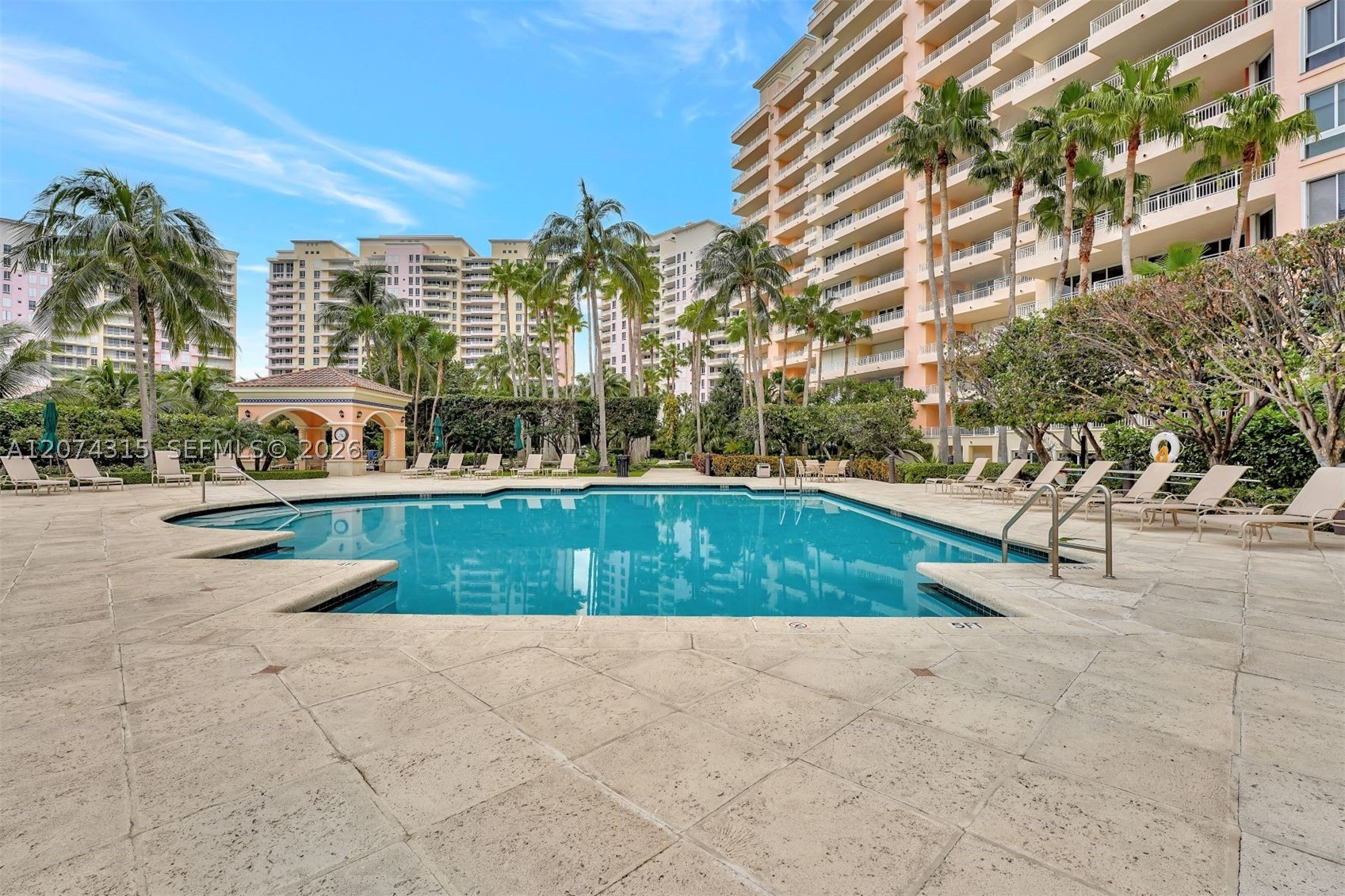 791 Crandon Blvd #301, Key Biscayne FL 33149