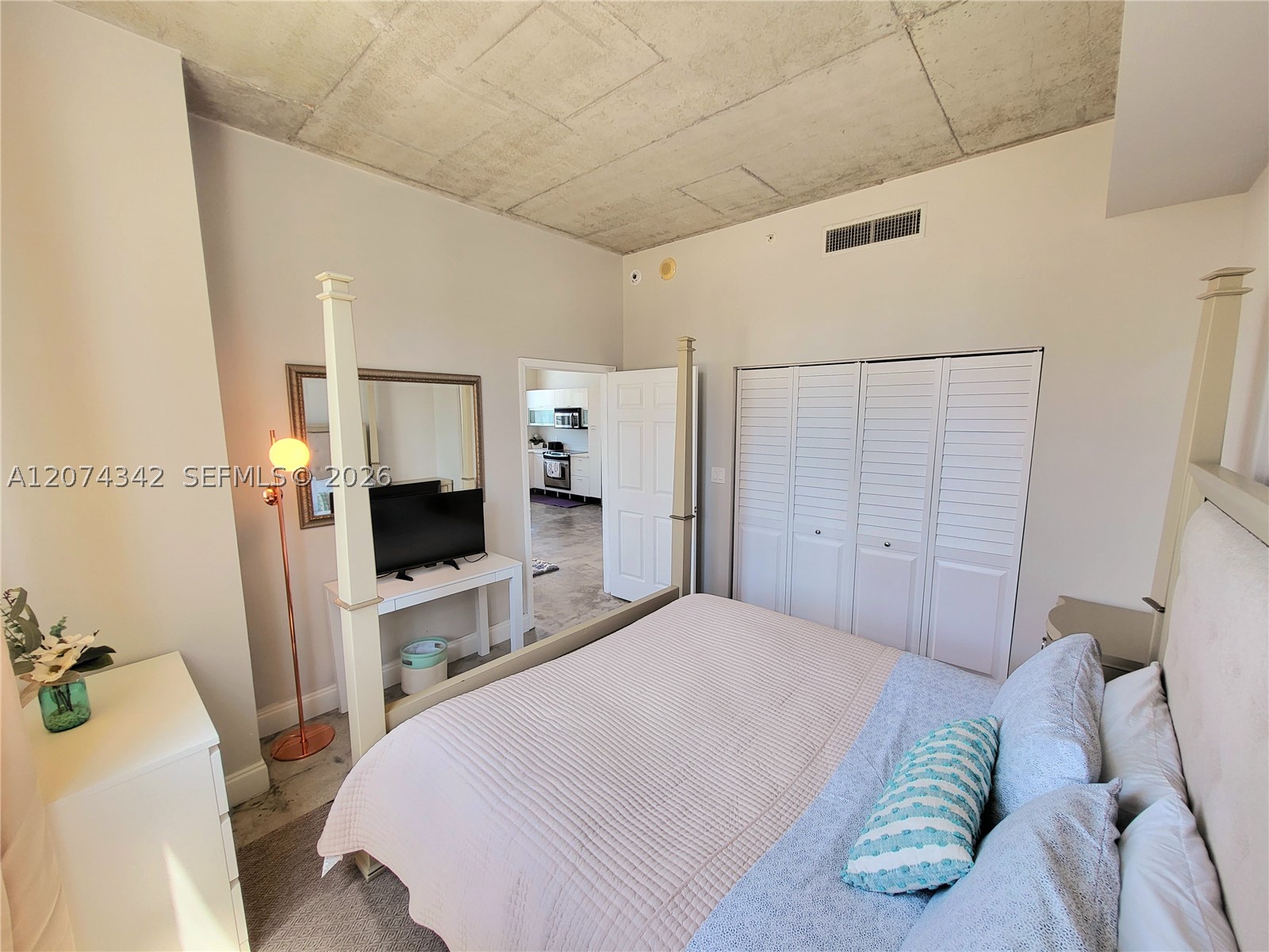 133 NE 2nd Ave #2419, Miami FL 33132