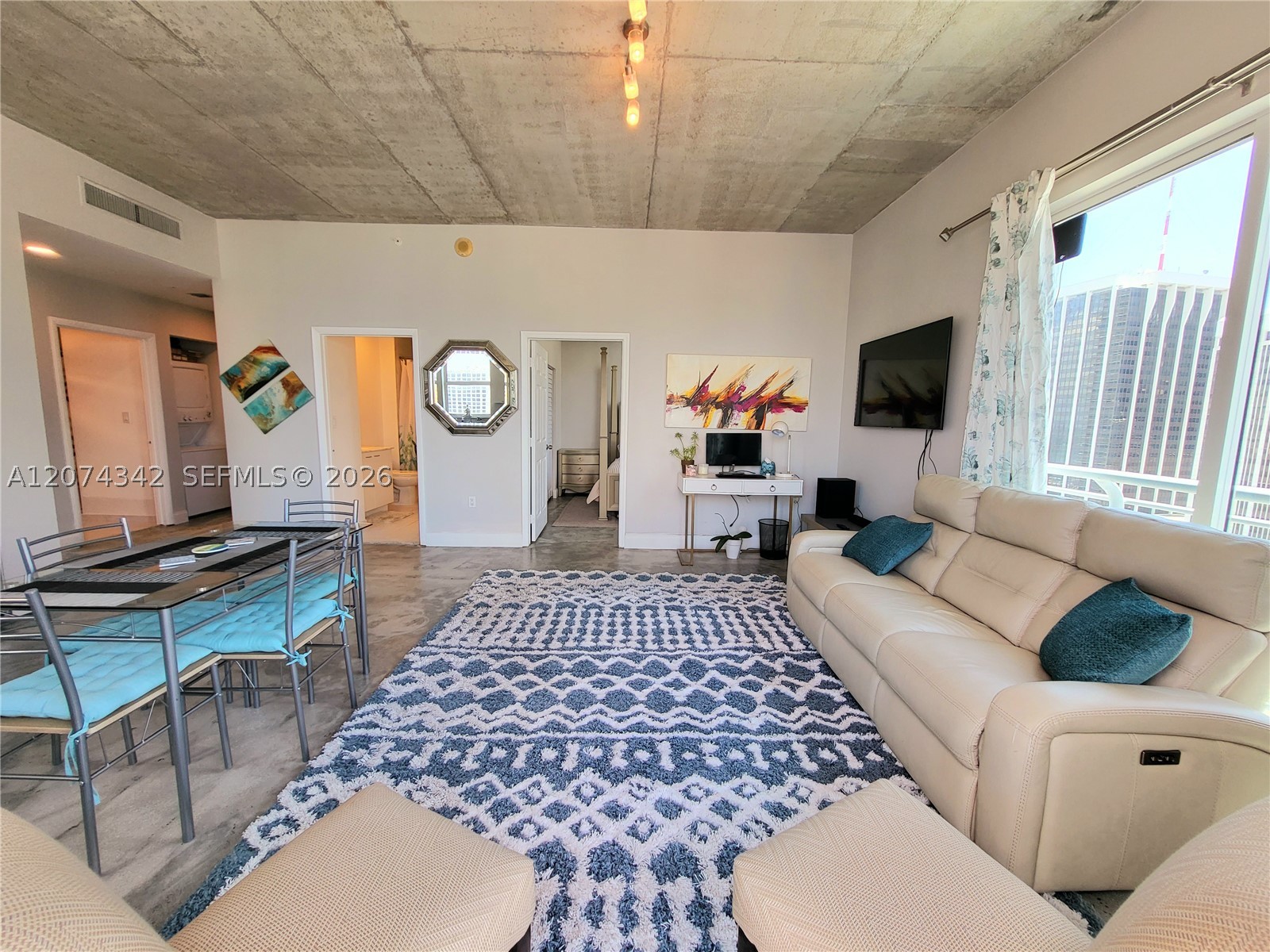 133 NE 2nd Ave #2419, Miami FL 33132