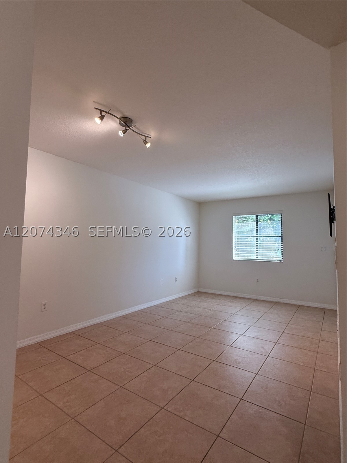 22731 SW 88th Pl #205, Cutler Bay FL 33190