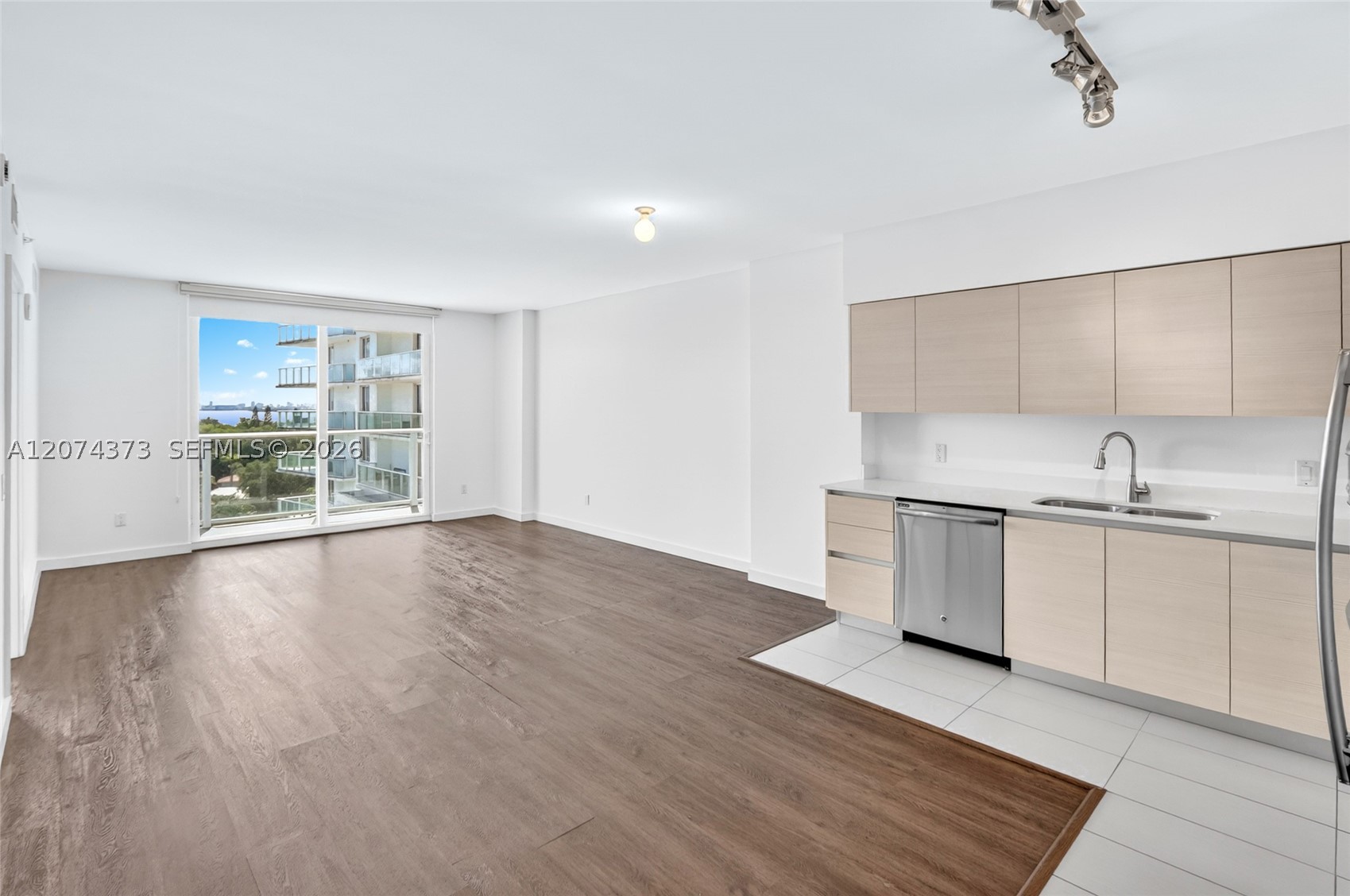 4250 Biscayne Blvd #808, Miami FL 33137