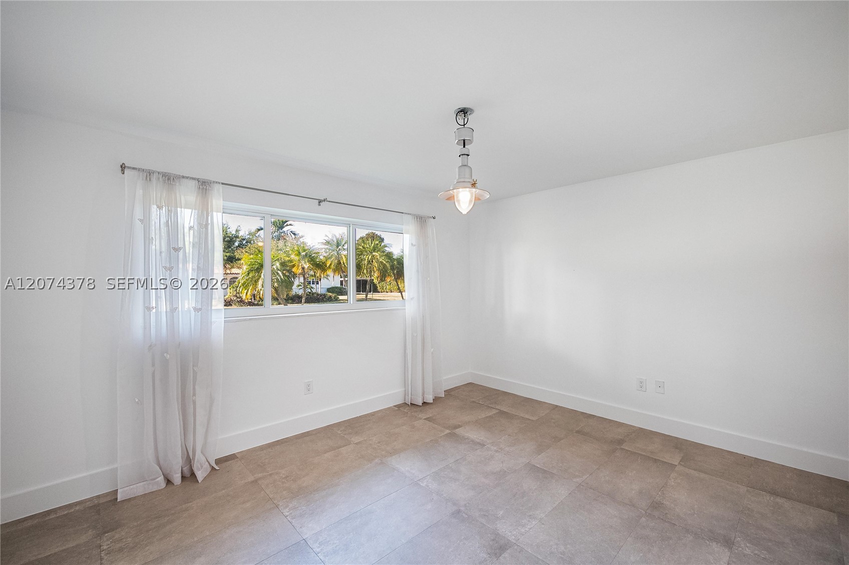 5801 SW 44th Ter #-, Miami FL 33155