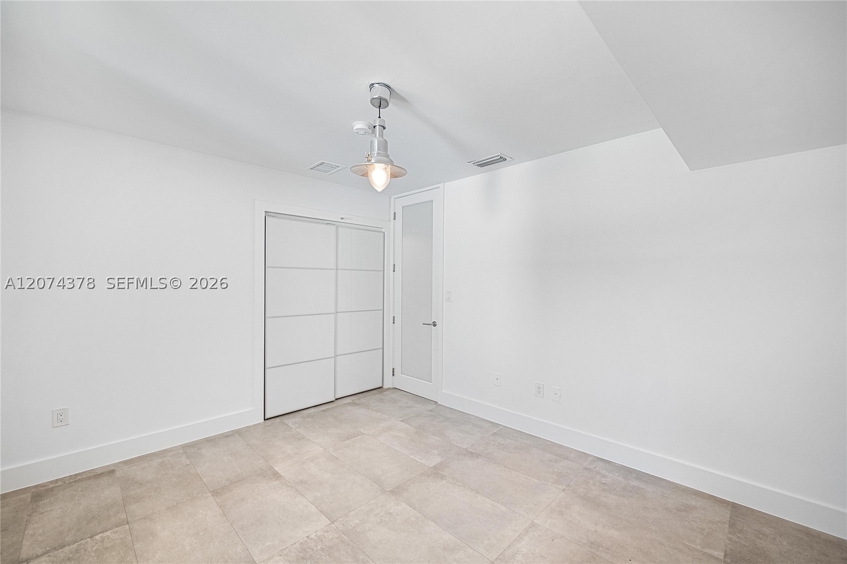 5801 SW 44th Ter #-, Miami FL 33155