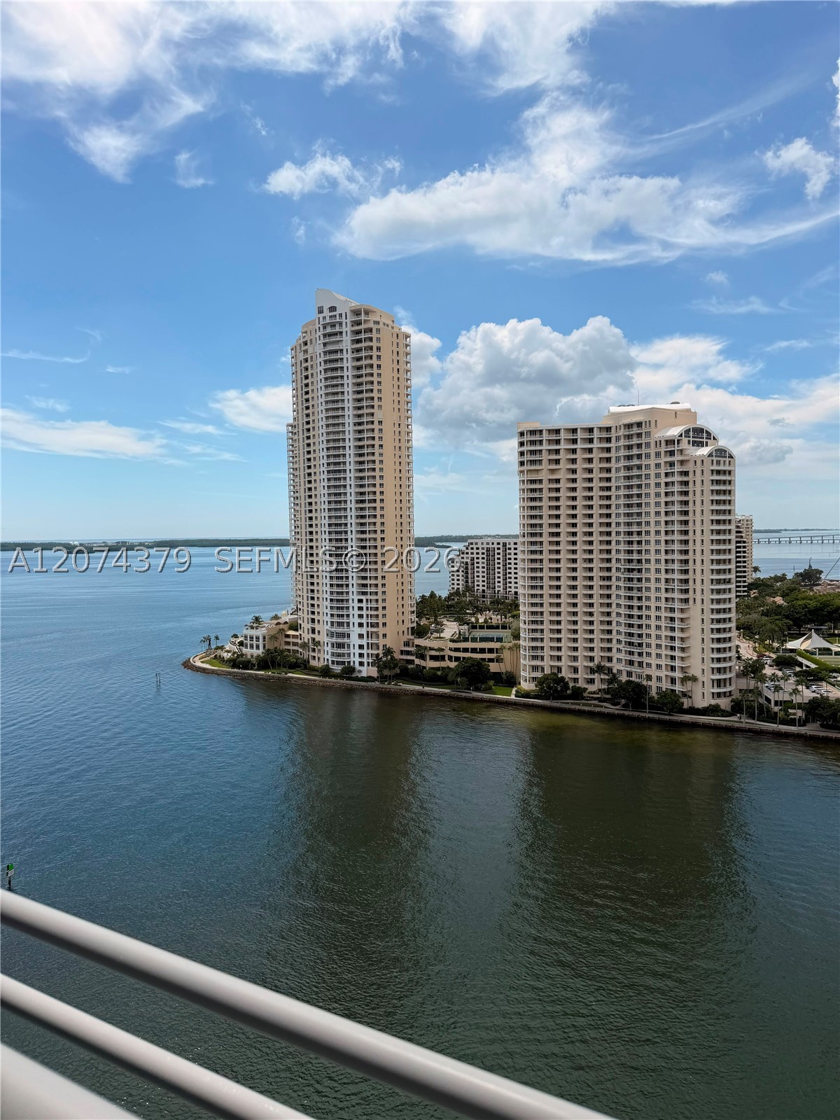 335 S Biscayne Blvd #2003, Miami FL 33131