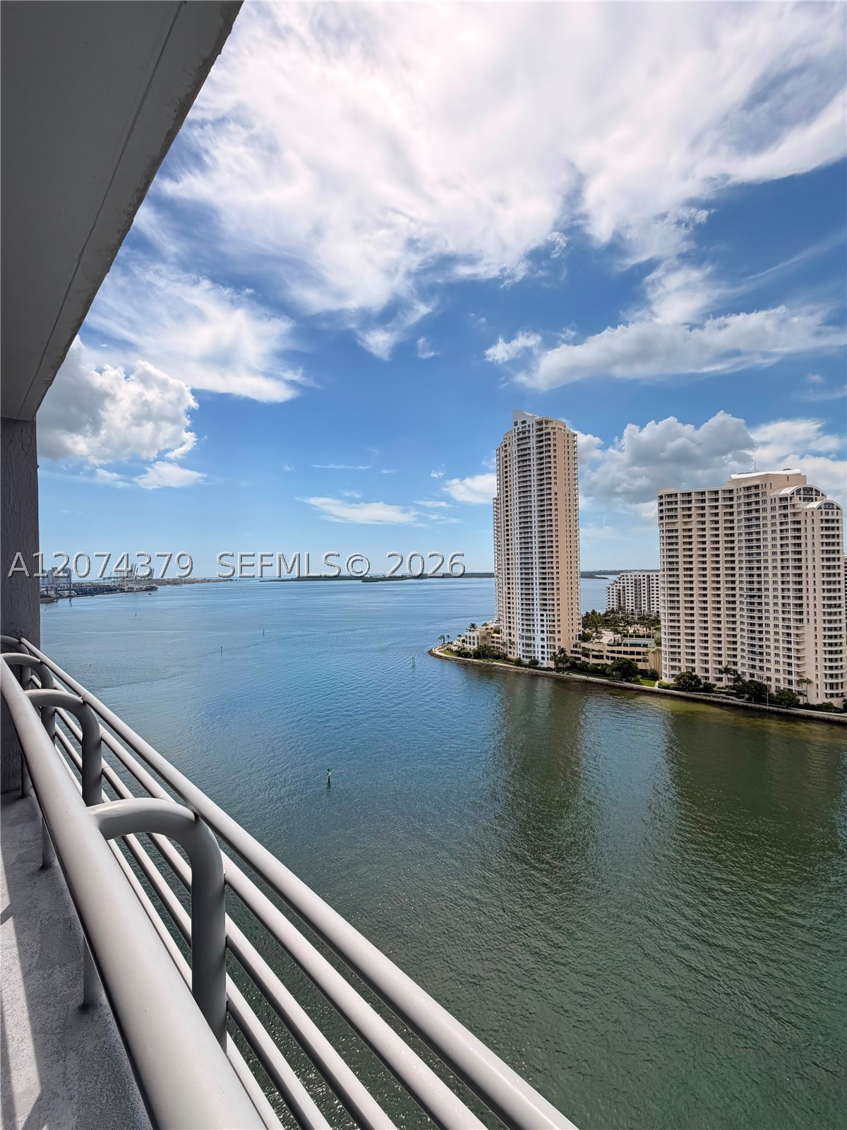 335 S Biscayne Blvd #2003, Miami FL 33131