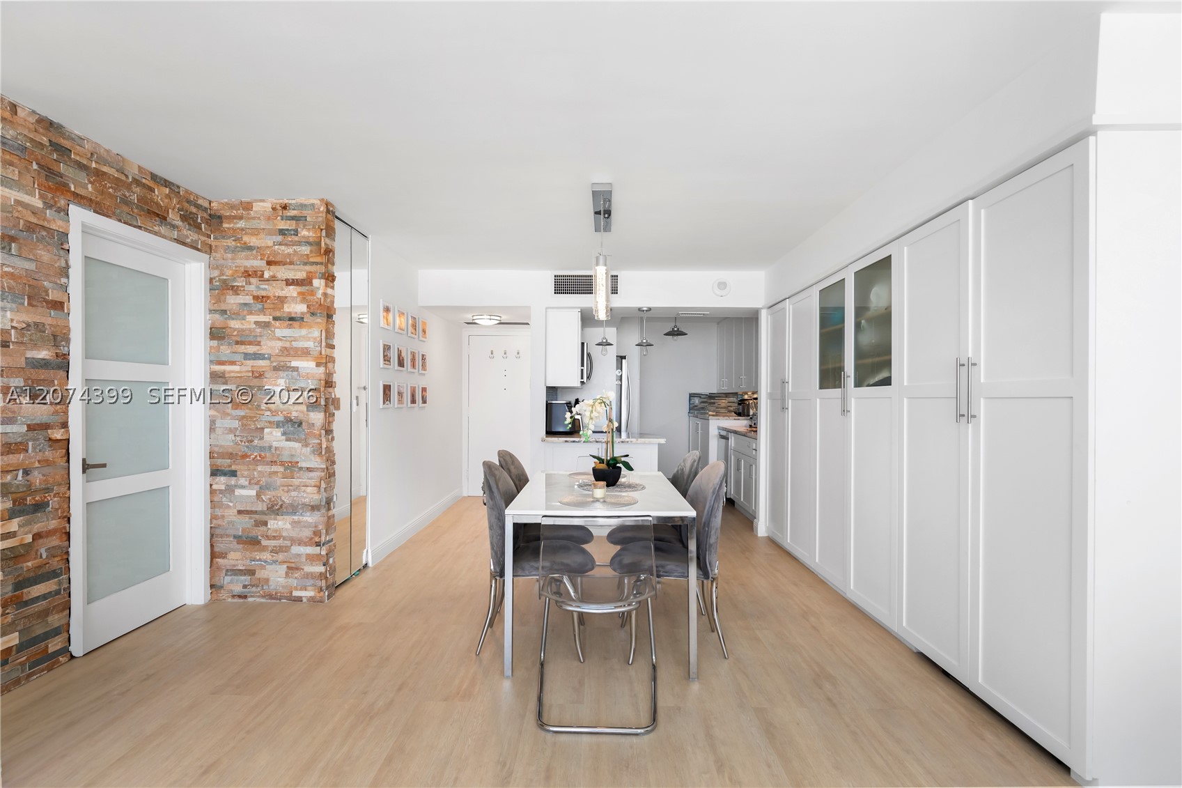 2101 S Ocean Dr #2804, Hollywood FL 33019
