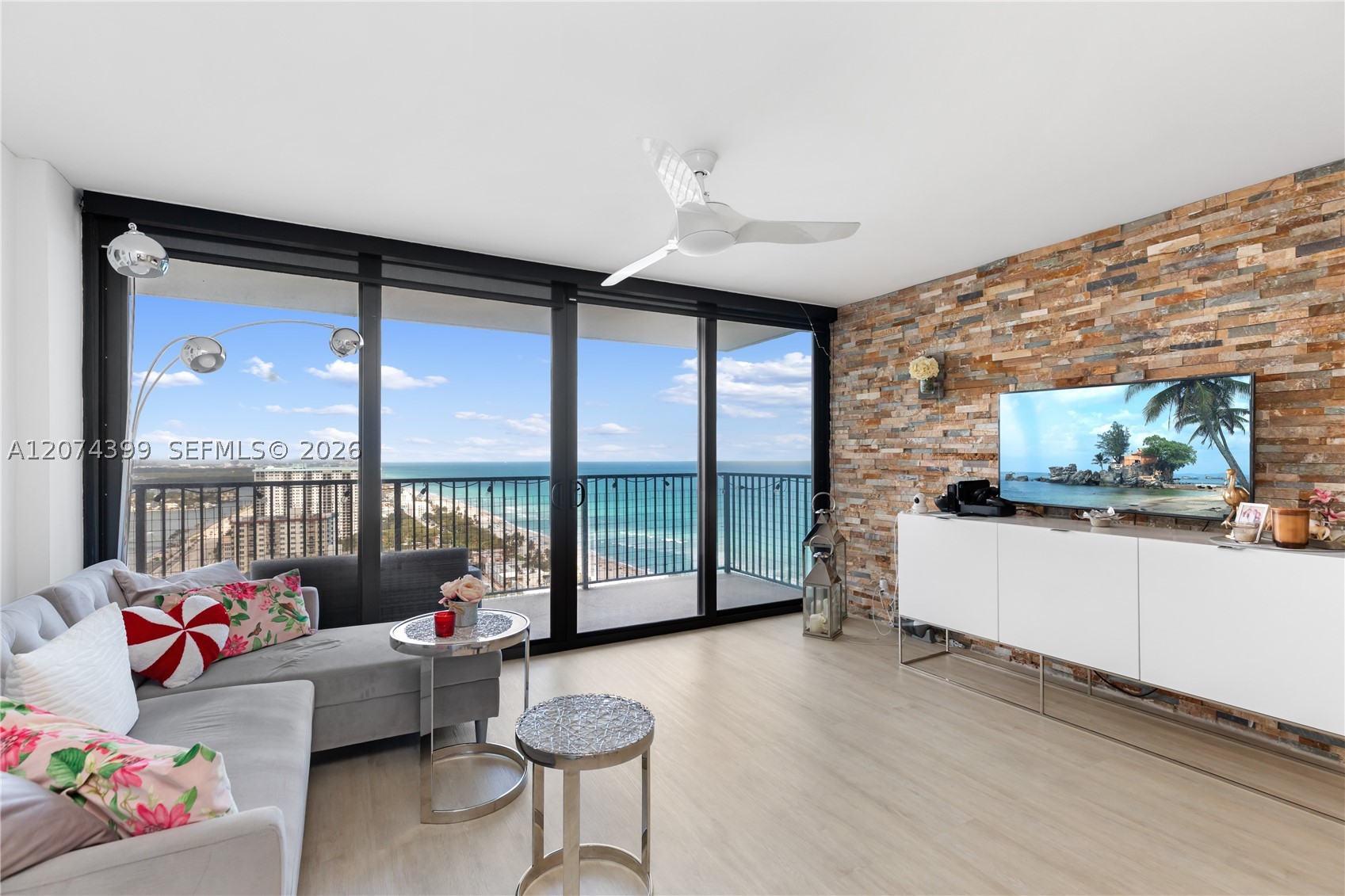 2101 S Ocean Dr #2804, Hollywood FL 33019