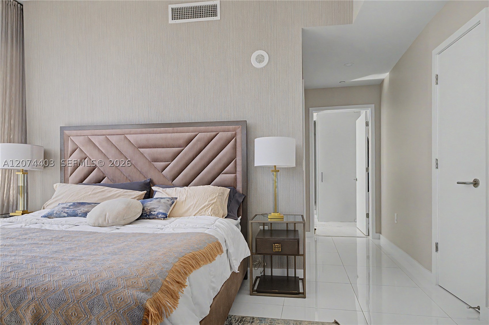 851 NE 1st Ave #3301, Miami FL 33132