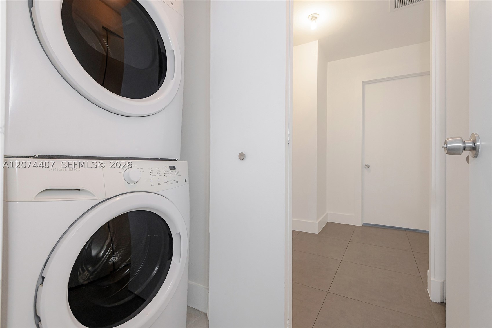 555 E Dania Beach Blvd #9, Dania Beach FL 33004