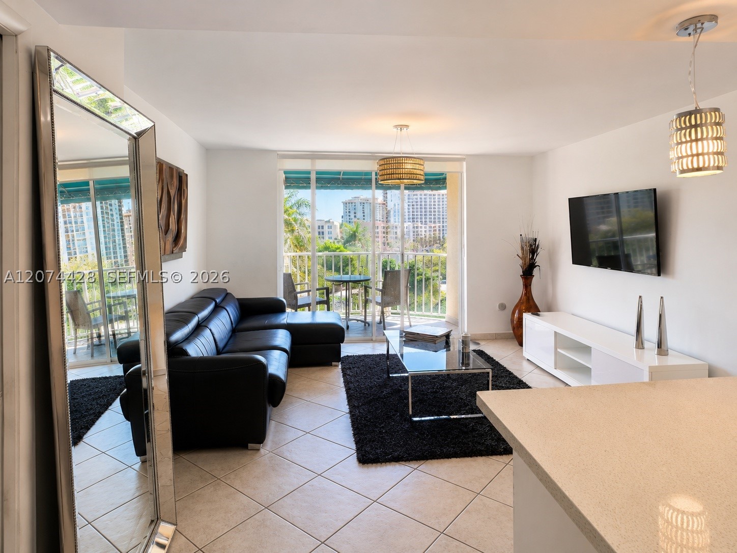 19701 E Country Club Dr #5605, Aventura FL 33180