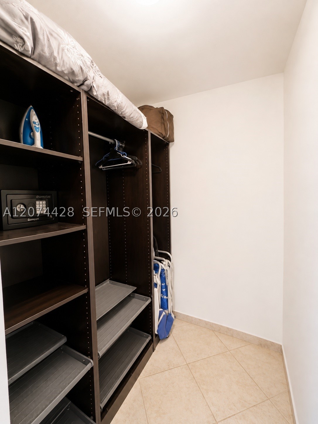 19701 E Country Club Dr #5605, Aventura FL 33180