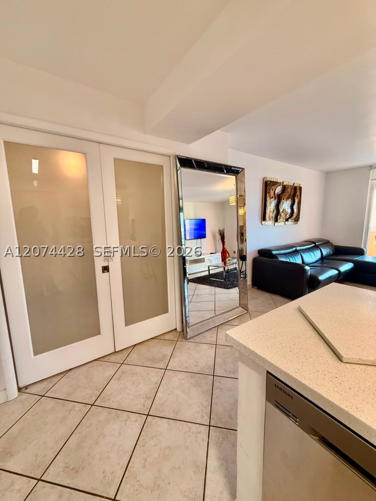 19701 E Country Club Dr #5605, Aventura FL 33180