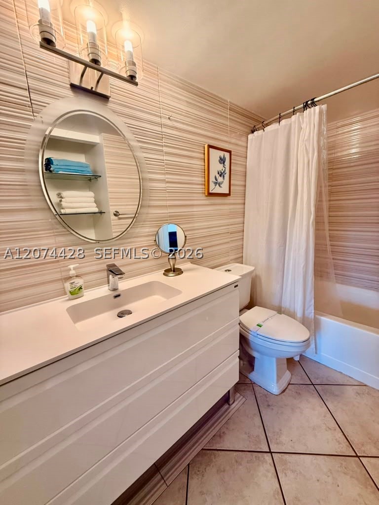 19701 E Country Club Dr #5605, Aventura FL 33180
