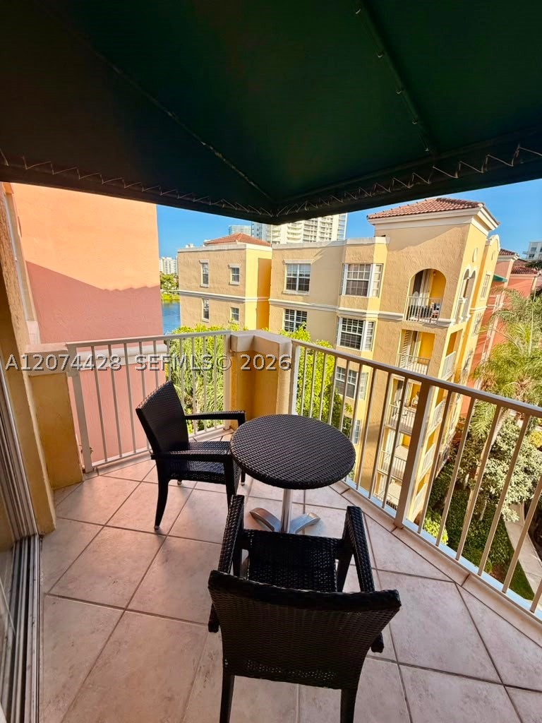 19701 E Country Club Dr #5605, Aventura FL 33180