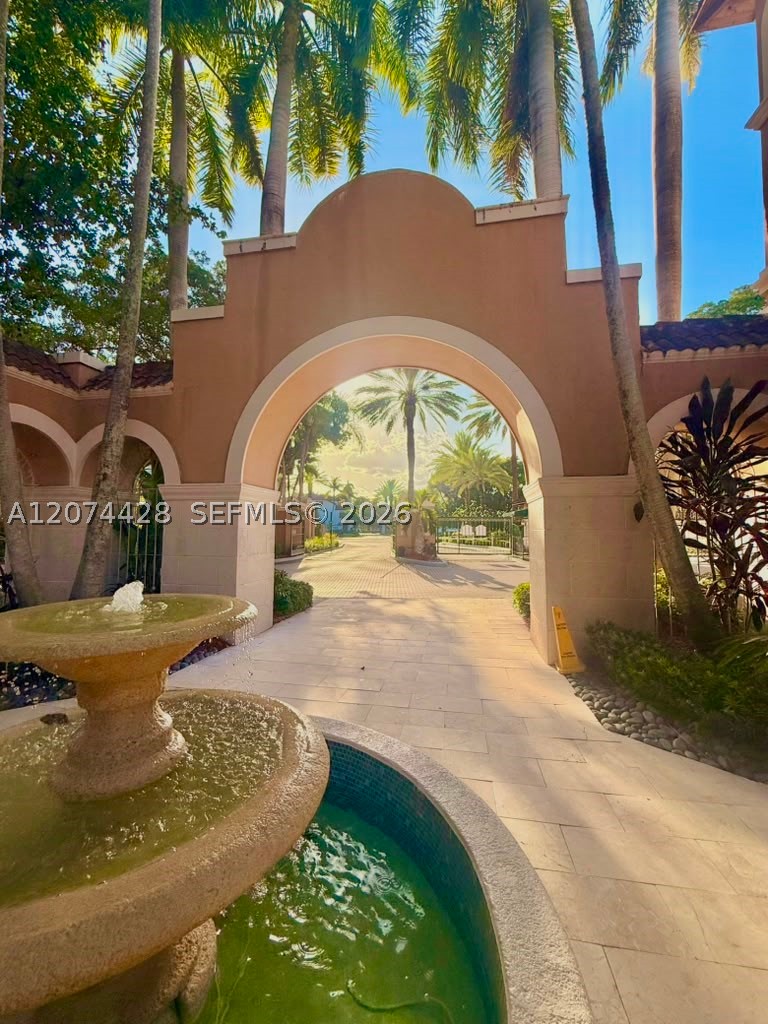 19701 E Country Club Dr #5605, Aventura FL 33180