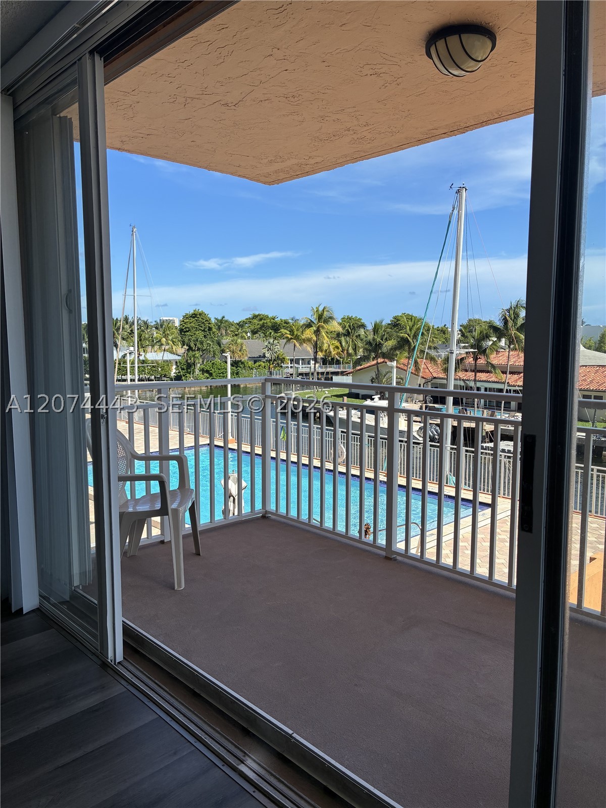2450 NE 135th St #209, North Miami FL 33181