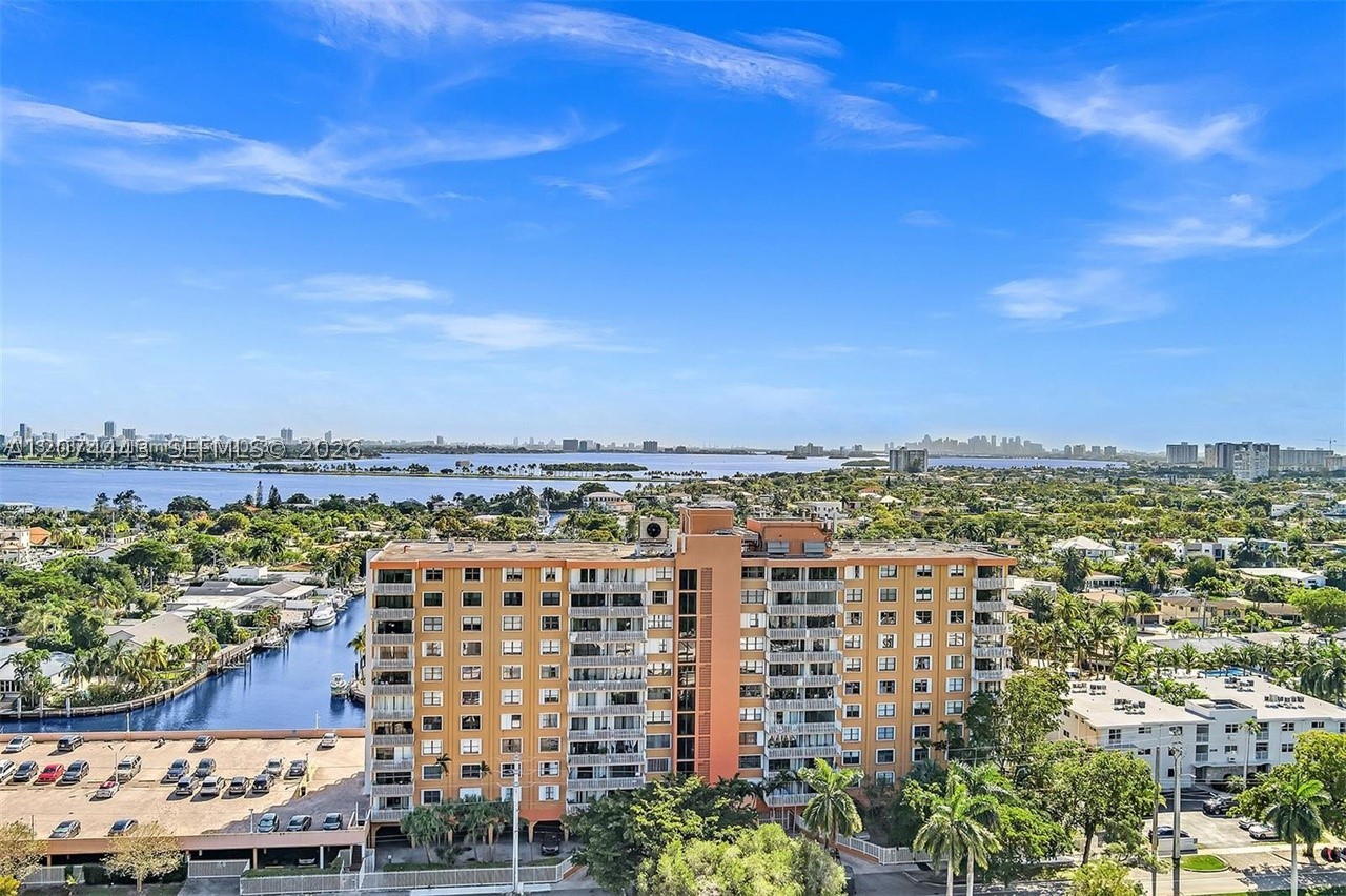 2450 NE 135th St #209, North Miami FL 33181