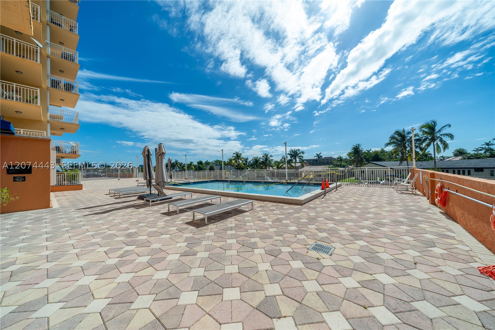 2450 NE 135th St #209, North Miami FL 33181