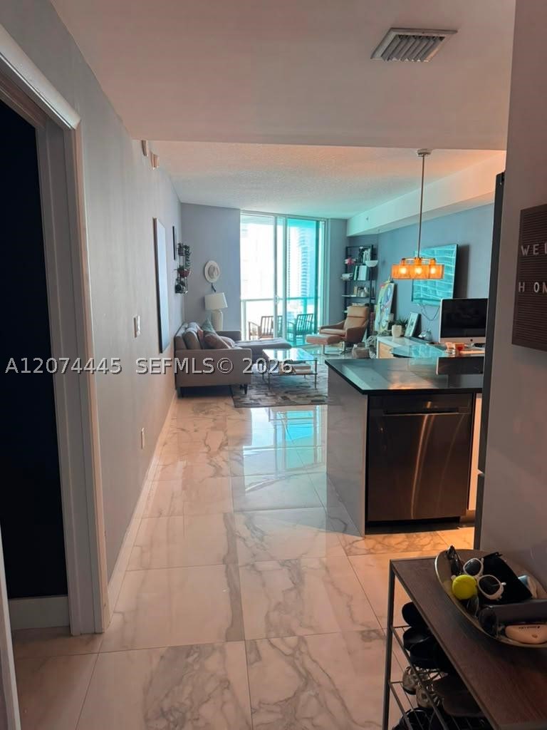 1900 N Bayshore Dr #2308, Miami FL 33132