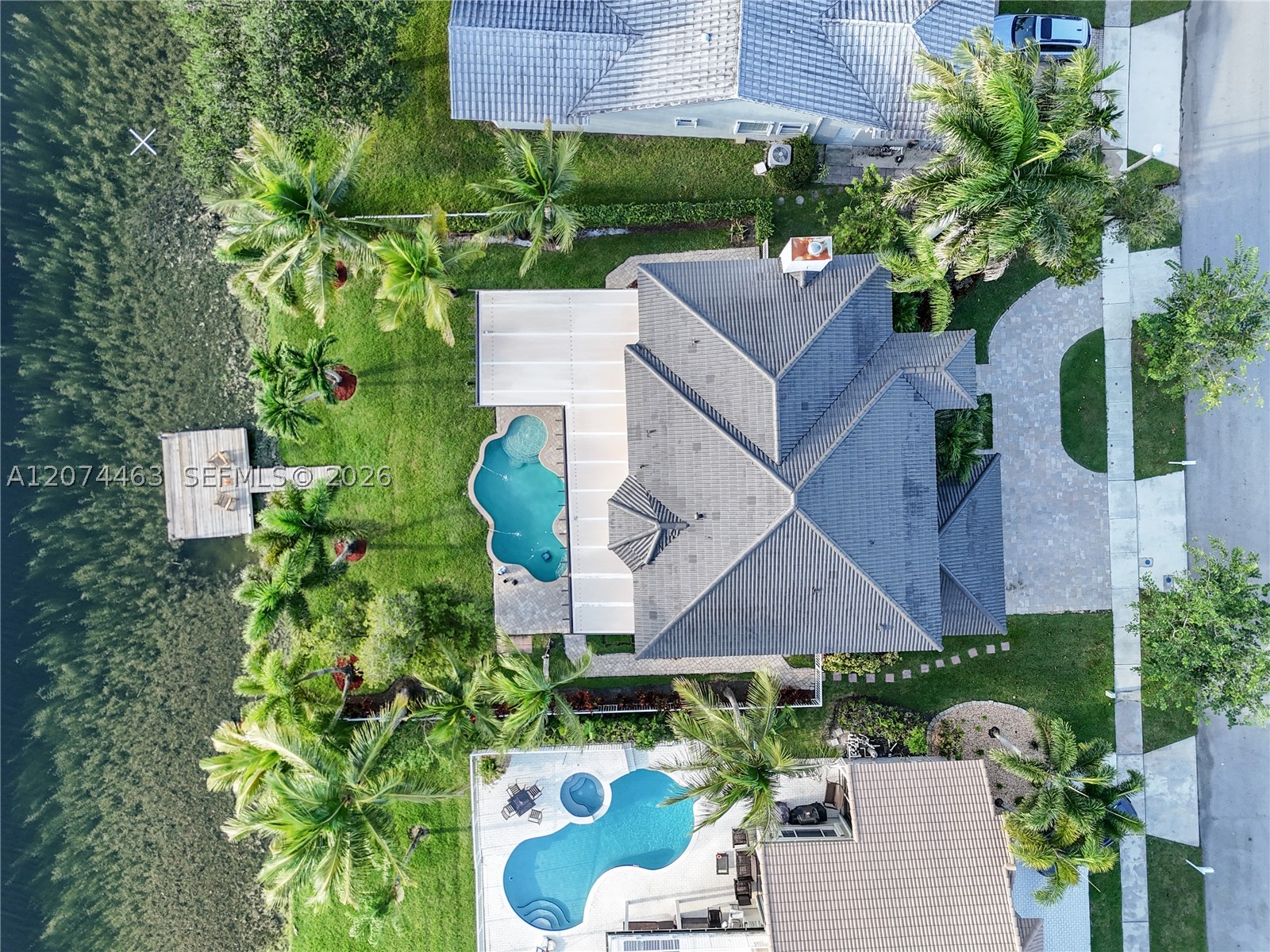1108 NW 180th Ave, Pembroke Pines FL 33029