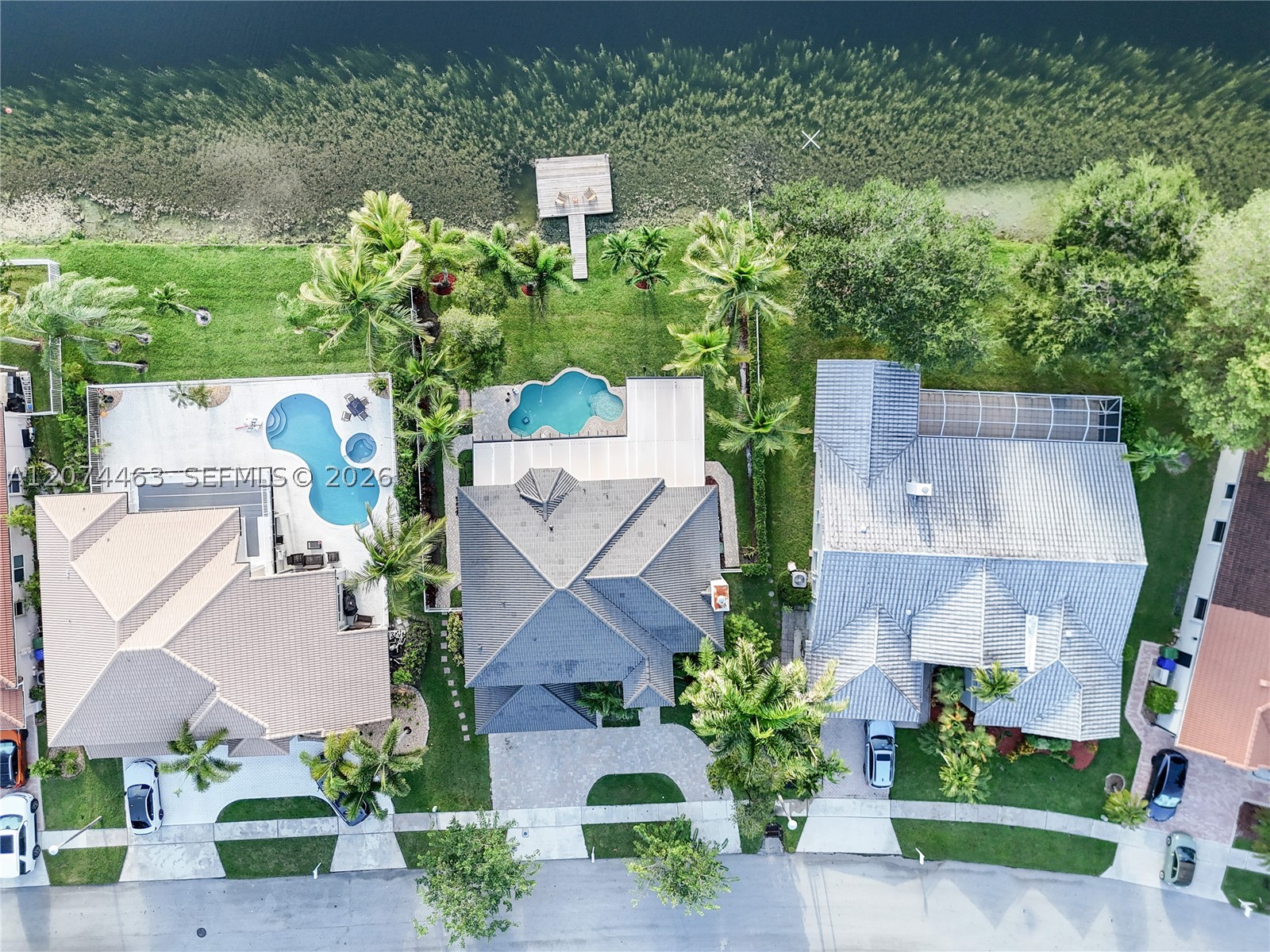 1108 NW 180th Ave, Pembroke Pines FL 33029